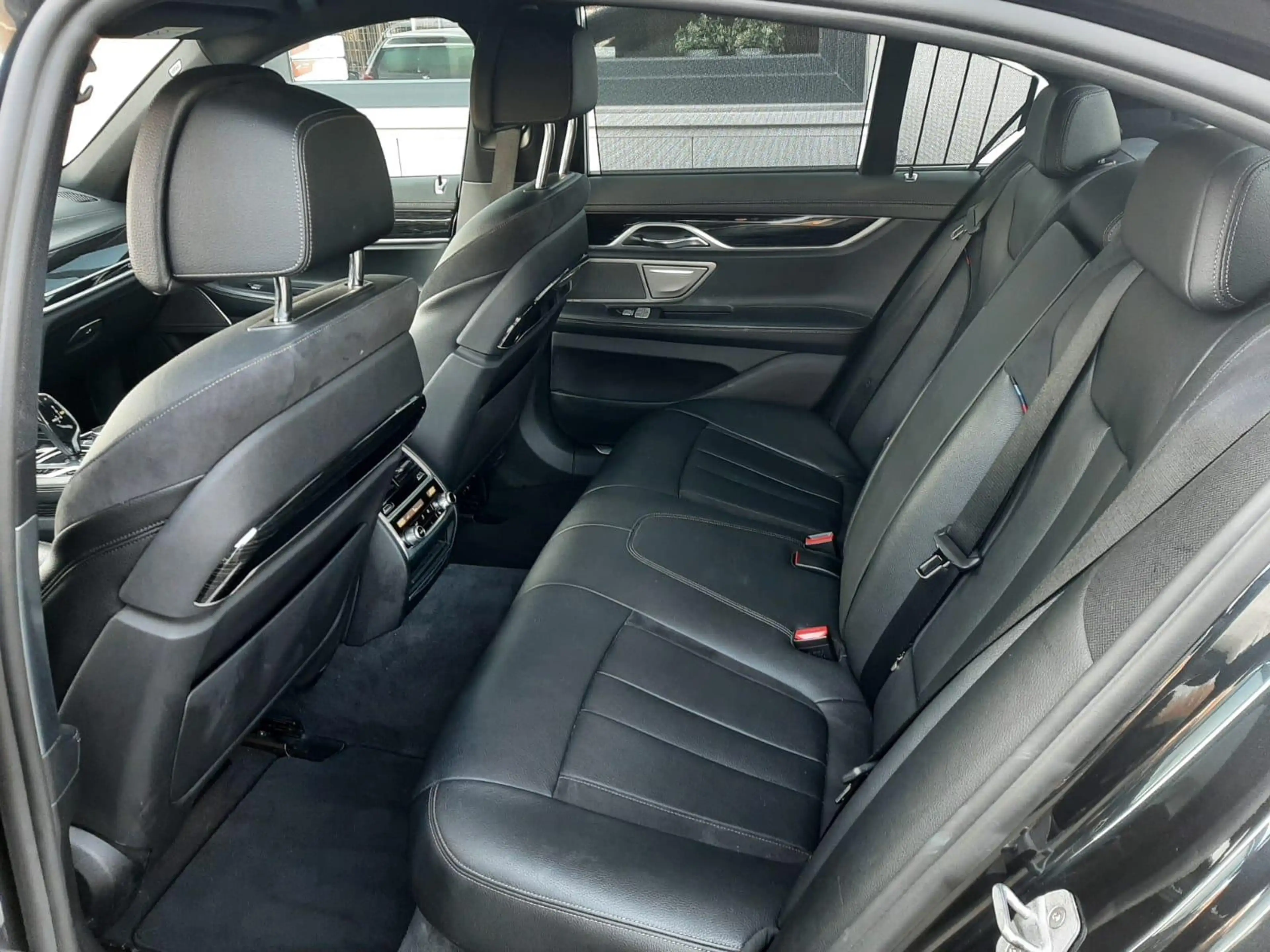BMW 730 7-serie 730d xDrive High Executive m pakket — photo 28