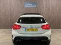 Mercedes-Benz GLA 200 AMG Wit - thumbnail 15