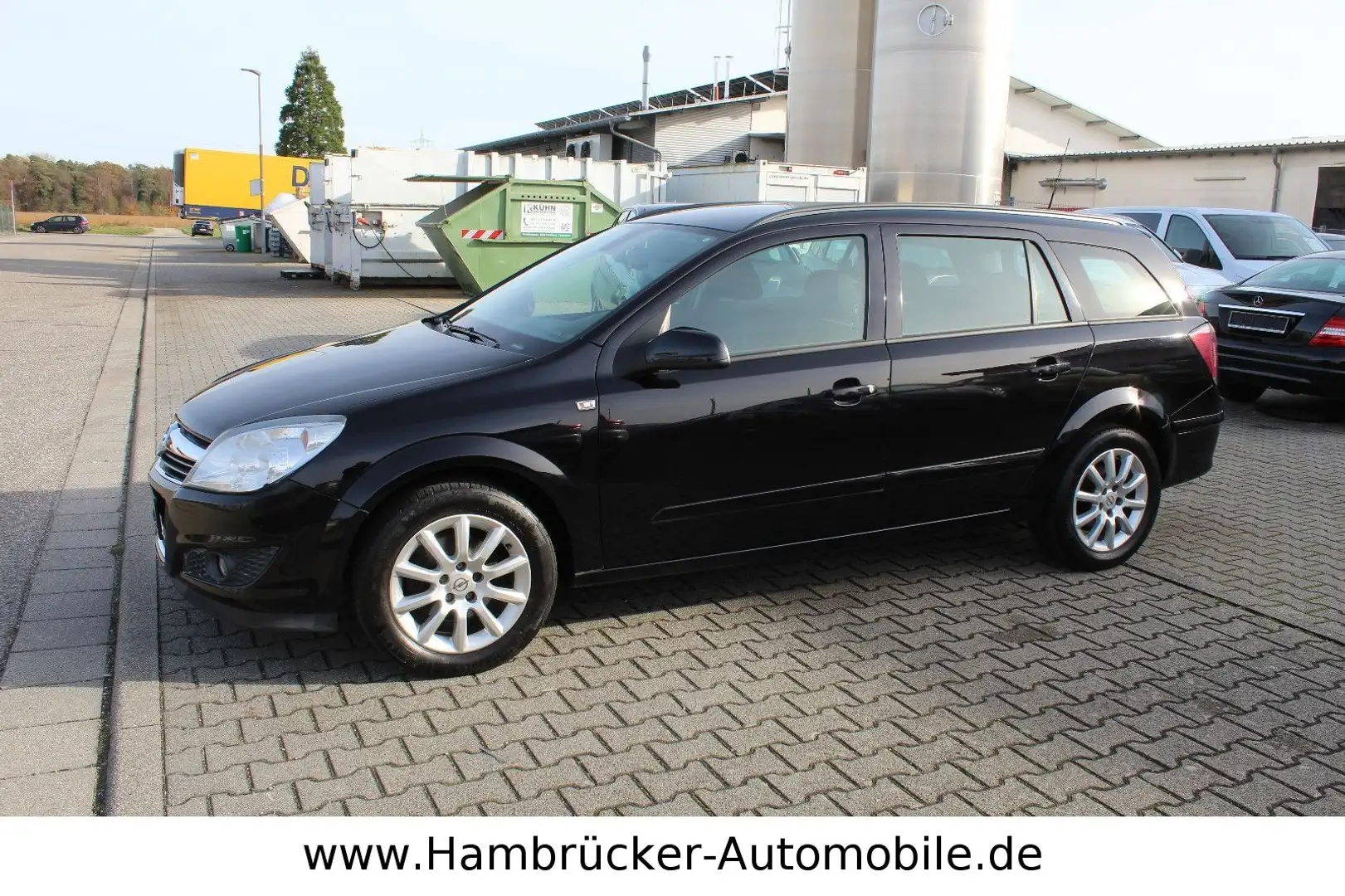 Opel Astra H 1.6 Caravan Edition~2.Hand~Klima~8xBerei Schwarz - 1