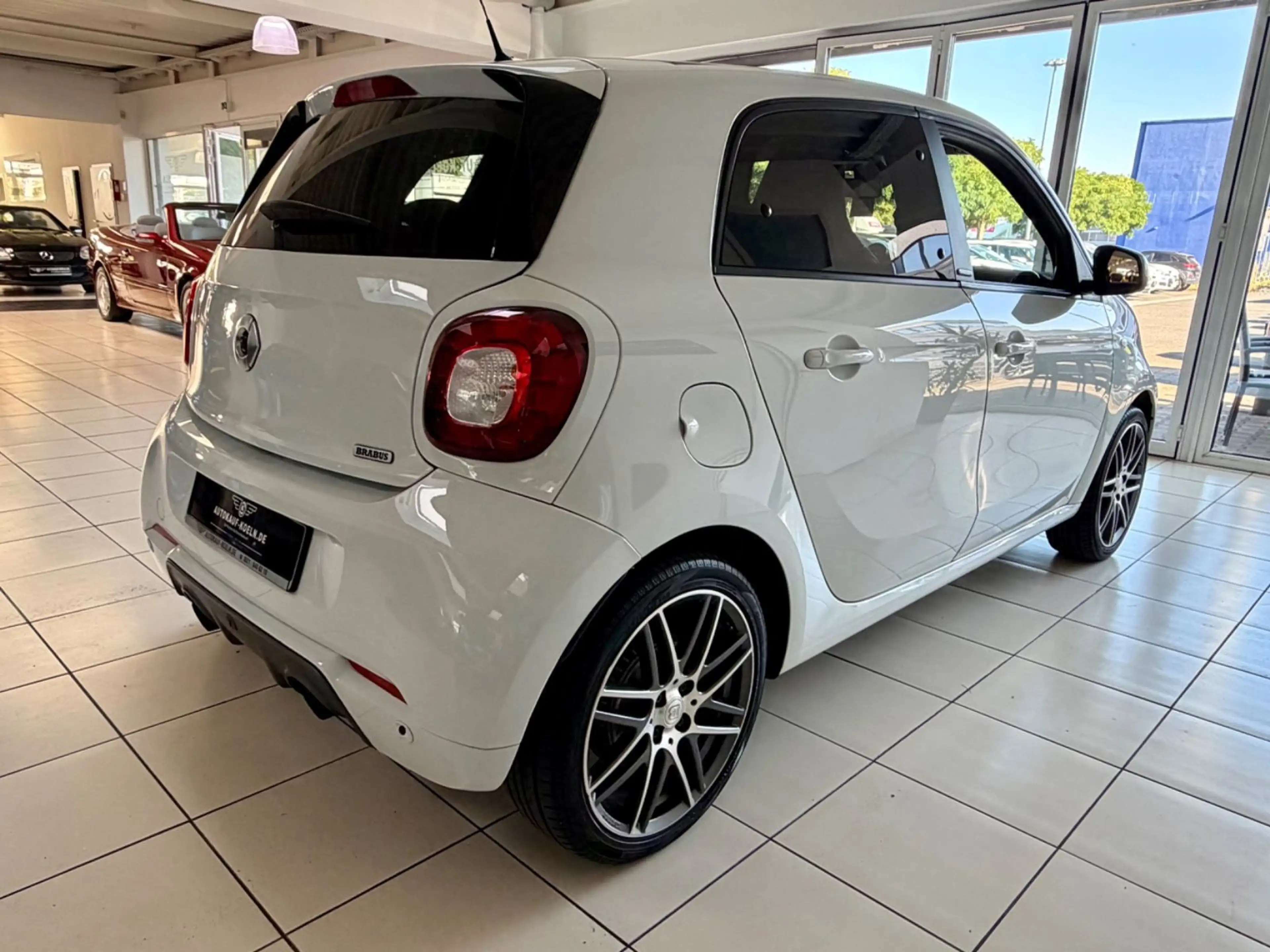 smart forFour Brabus Automatik/Leder/Navi/Klima — photo 3