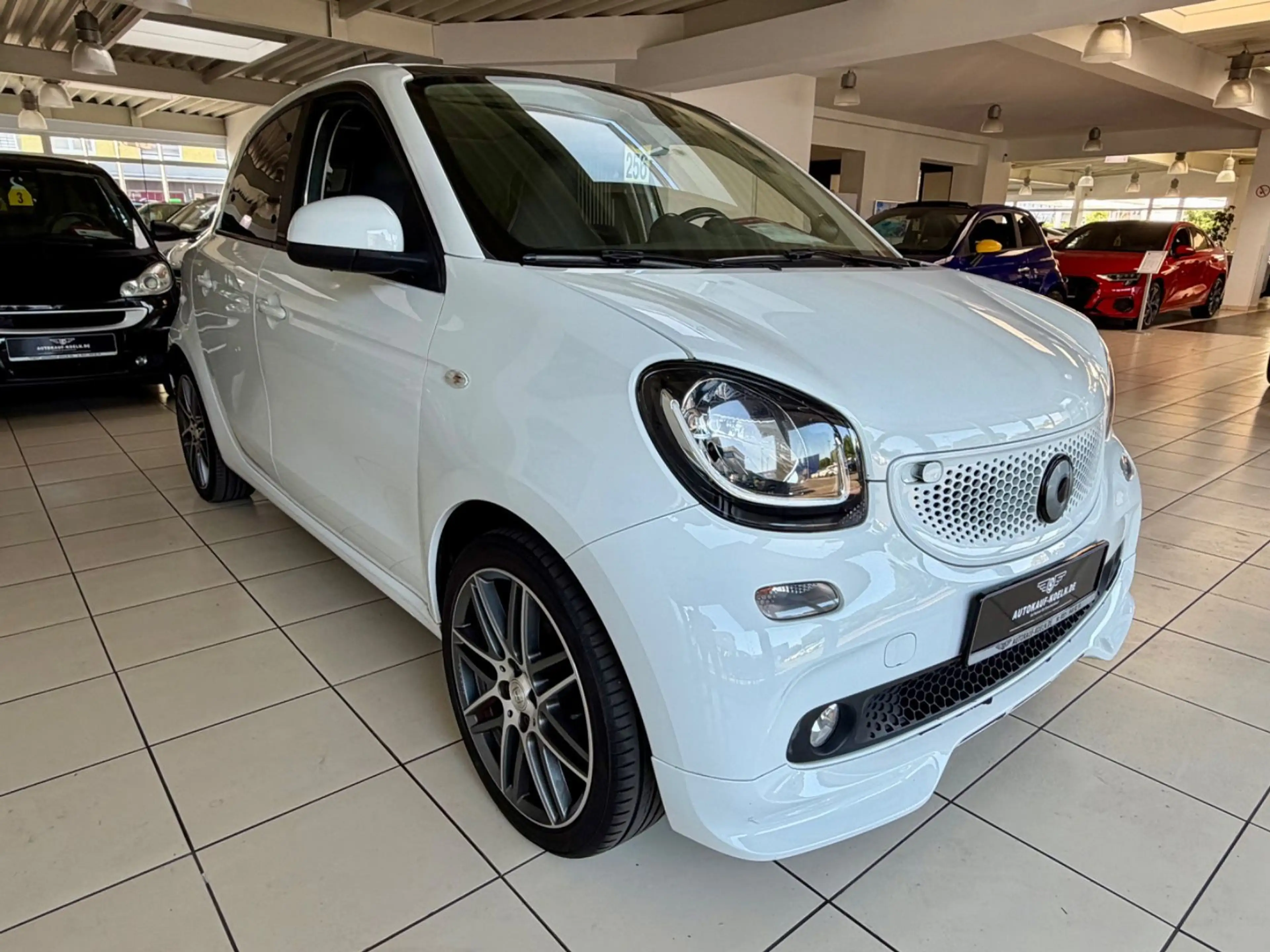 smart forFour Brabus Automatik/Leder/Navi/Klima — photo 2