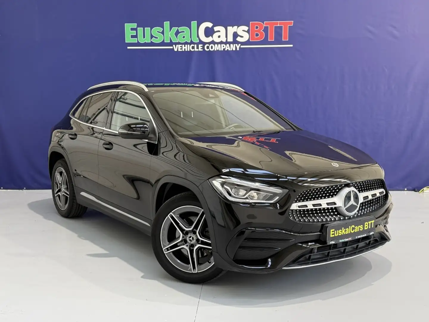 Mercedes-Benz GLA 250 250e Negru - 2