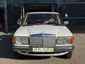 Mercedes-Benz 240 D Weiß - thumbnail 2