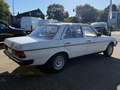 Mercedes-Benz 240 D Weiß - thumbnail 8