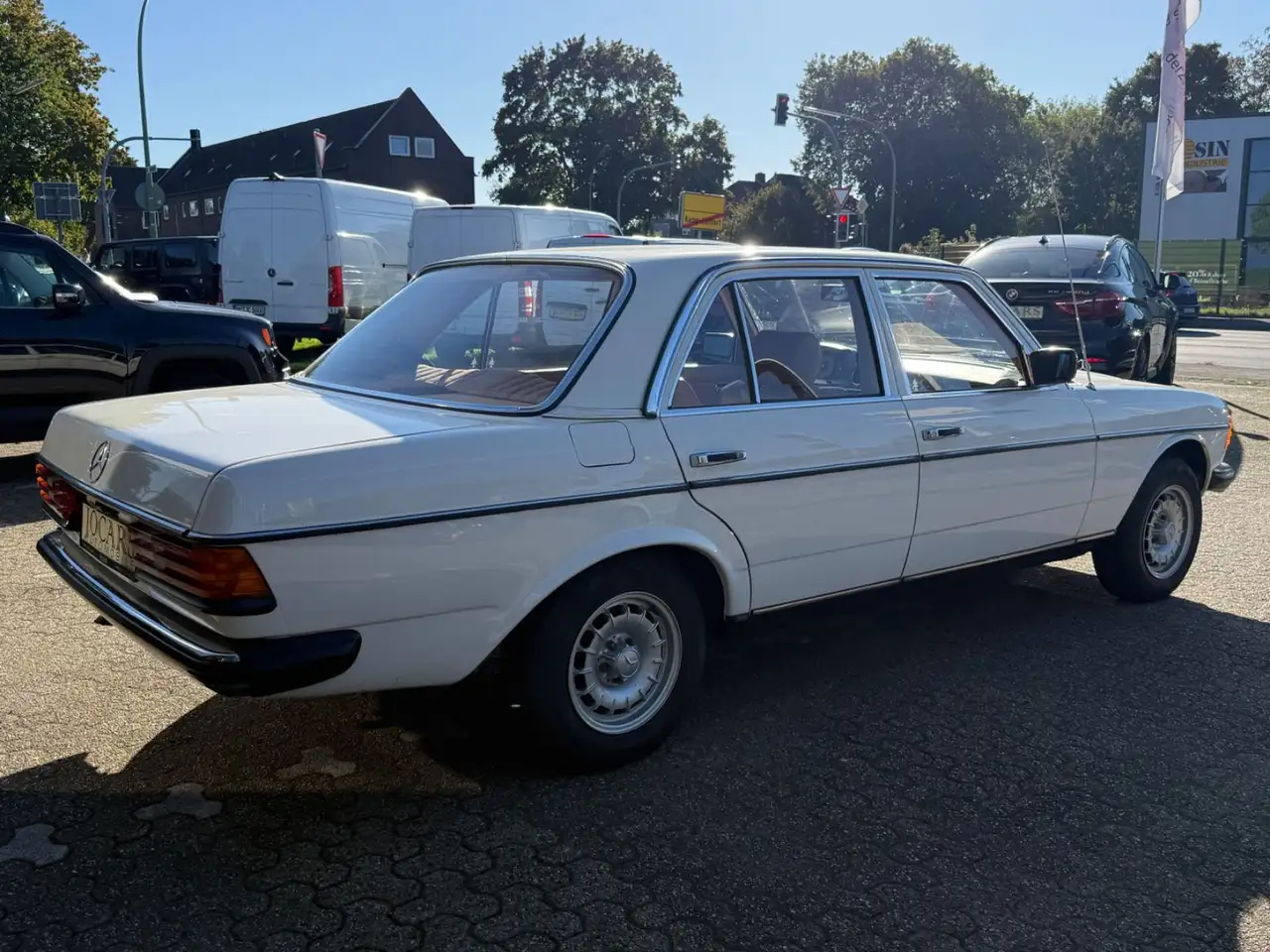 Mercedes-Benz 240, foto 8