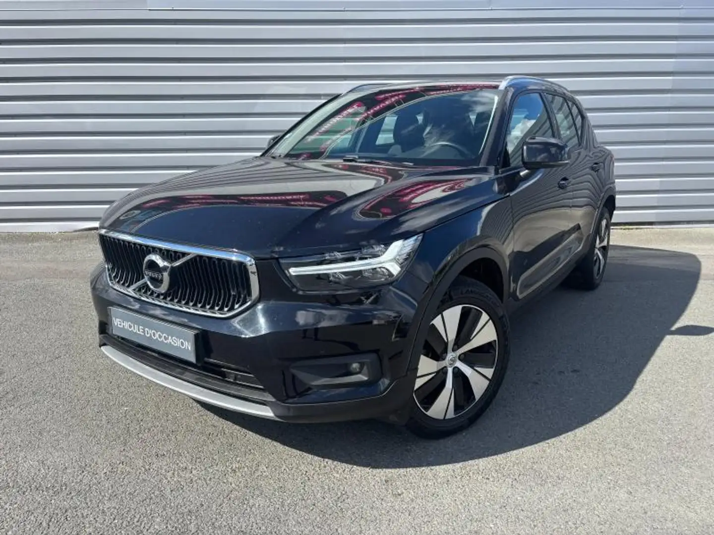 Volvo XC40 T2 129ch Business Geartronic 8 Noir - 1