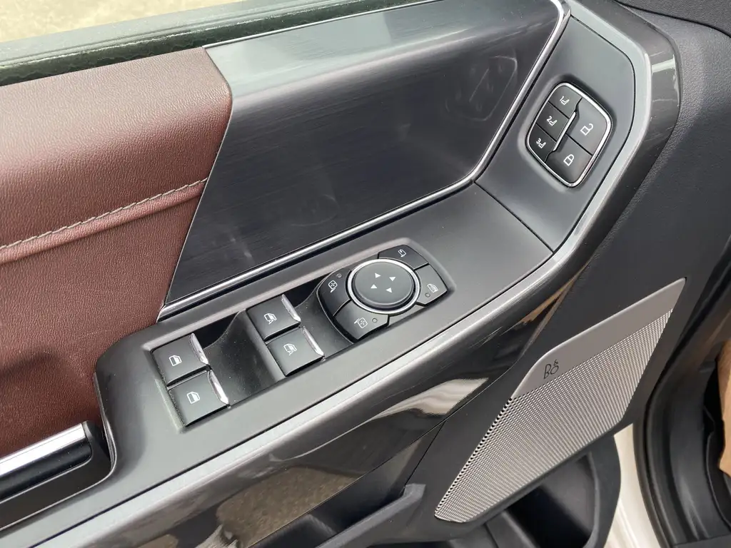 2023 Ford F-150 Lariat | 502A | 4X4 | SuperCrew 145 — photo 6
