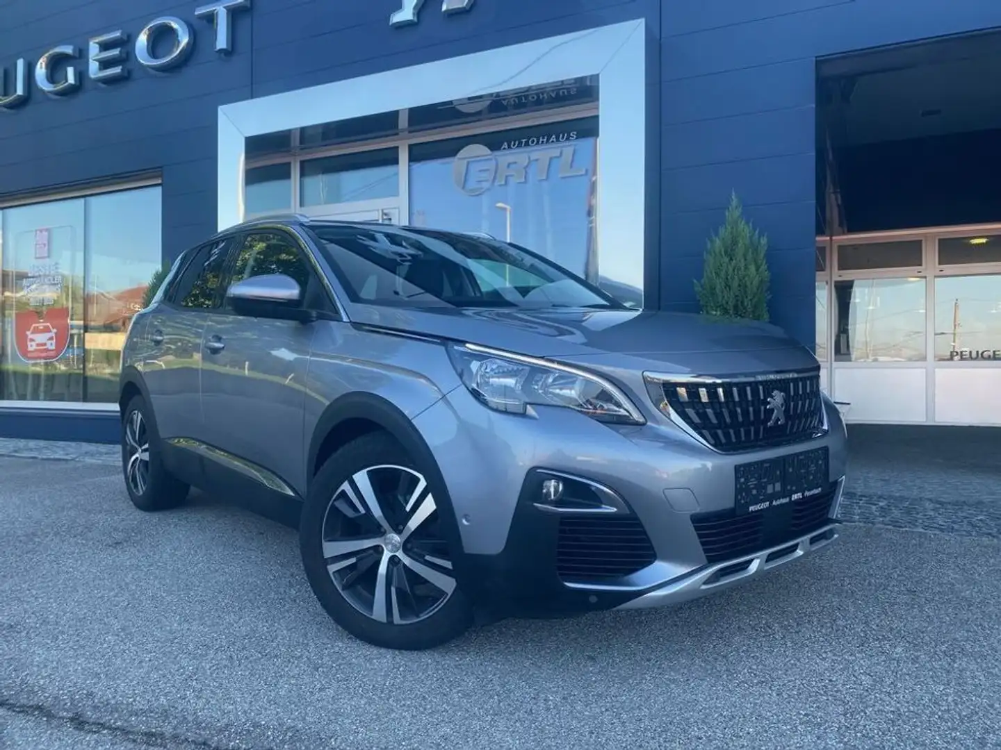Peugeot 3008 1,6 BHDi 120 Allure AHK NAVI SHZ MASSAGESITZE Grau - 1