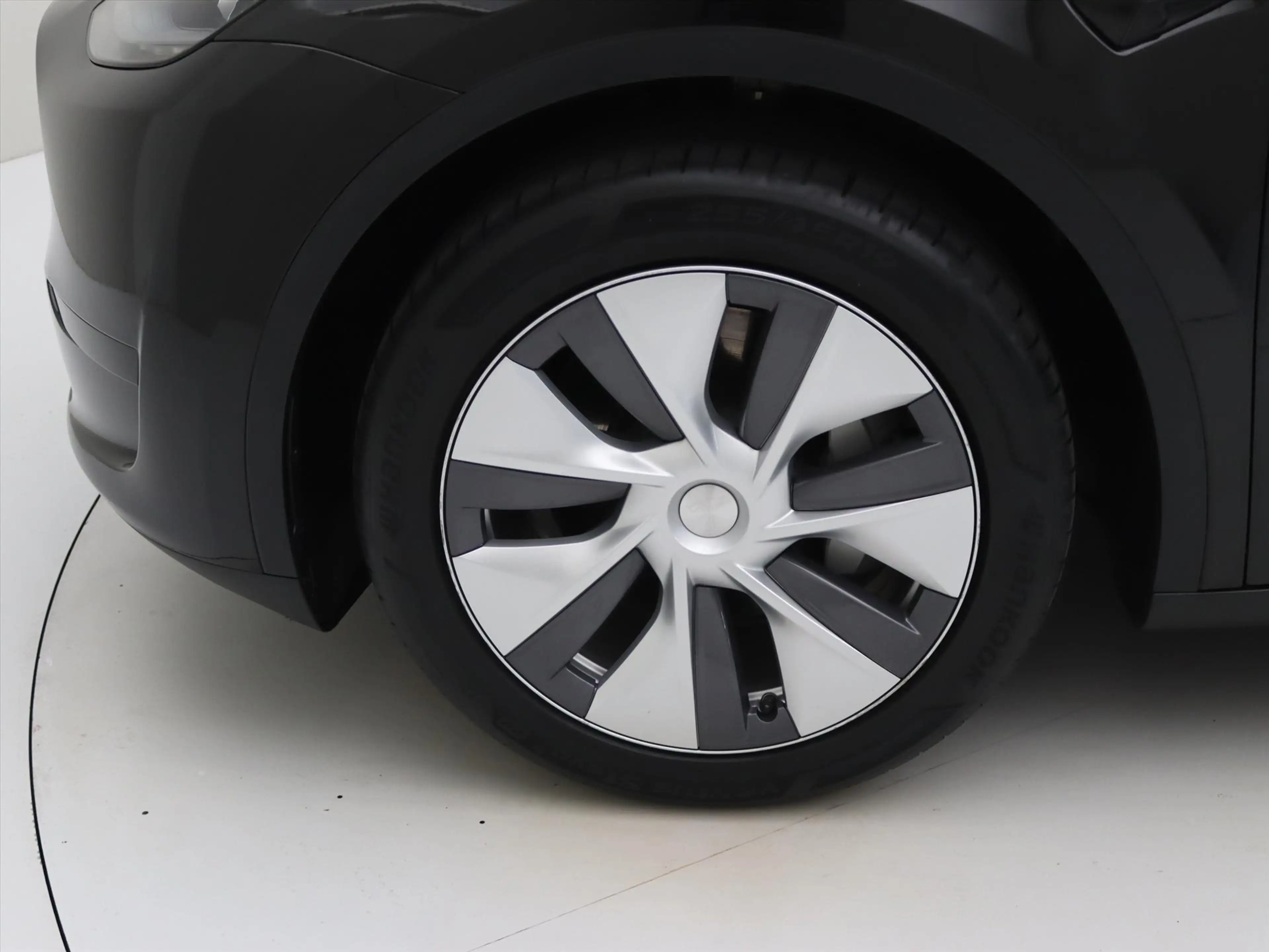 Tesla Model Y Standard RWD Plus 351pk 93,4% SoH [ TREKHAAK+RYZEN — photo 12