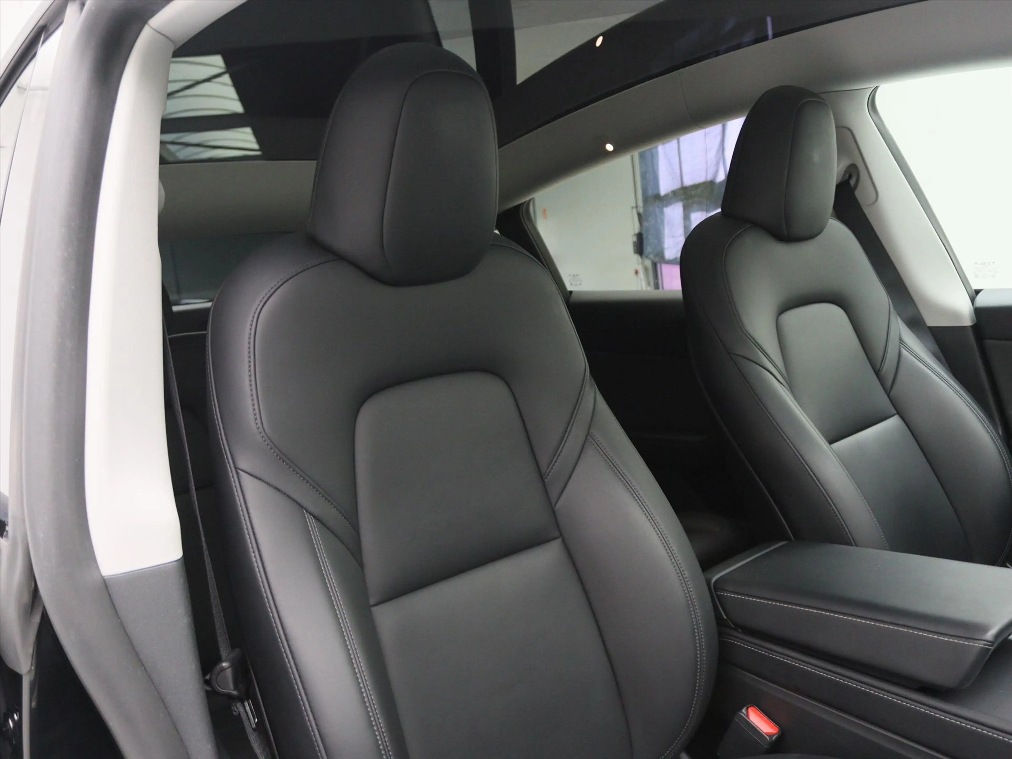Tesla Model Y Standard RWD Plus 351pk 93,4% SoH [ TREKHAAK+RYZEN — photo 17