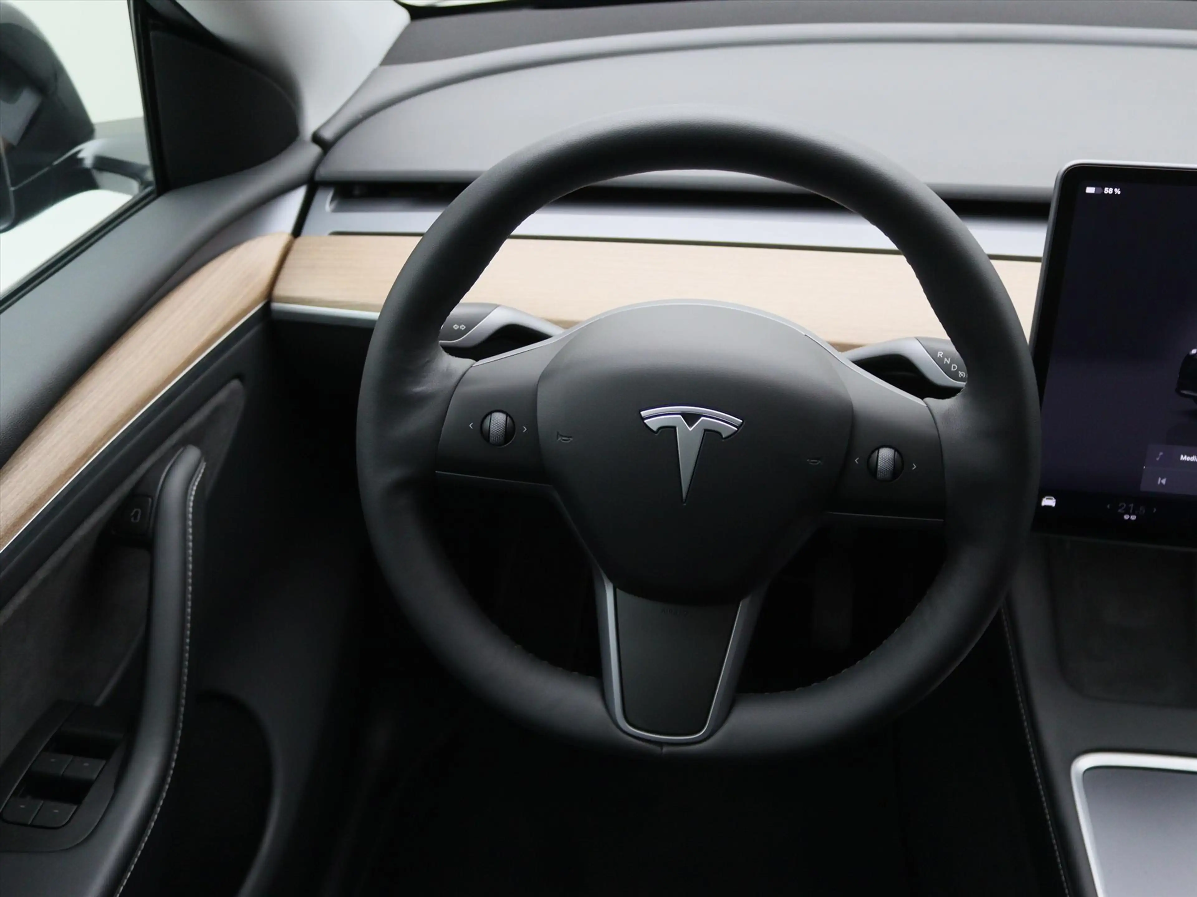 Tesla Model Y Standard RWD Plus 351pk 93,4% SoH [ TREKHAAK+RYZEN — photo 20