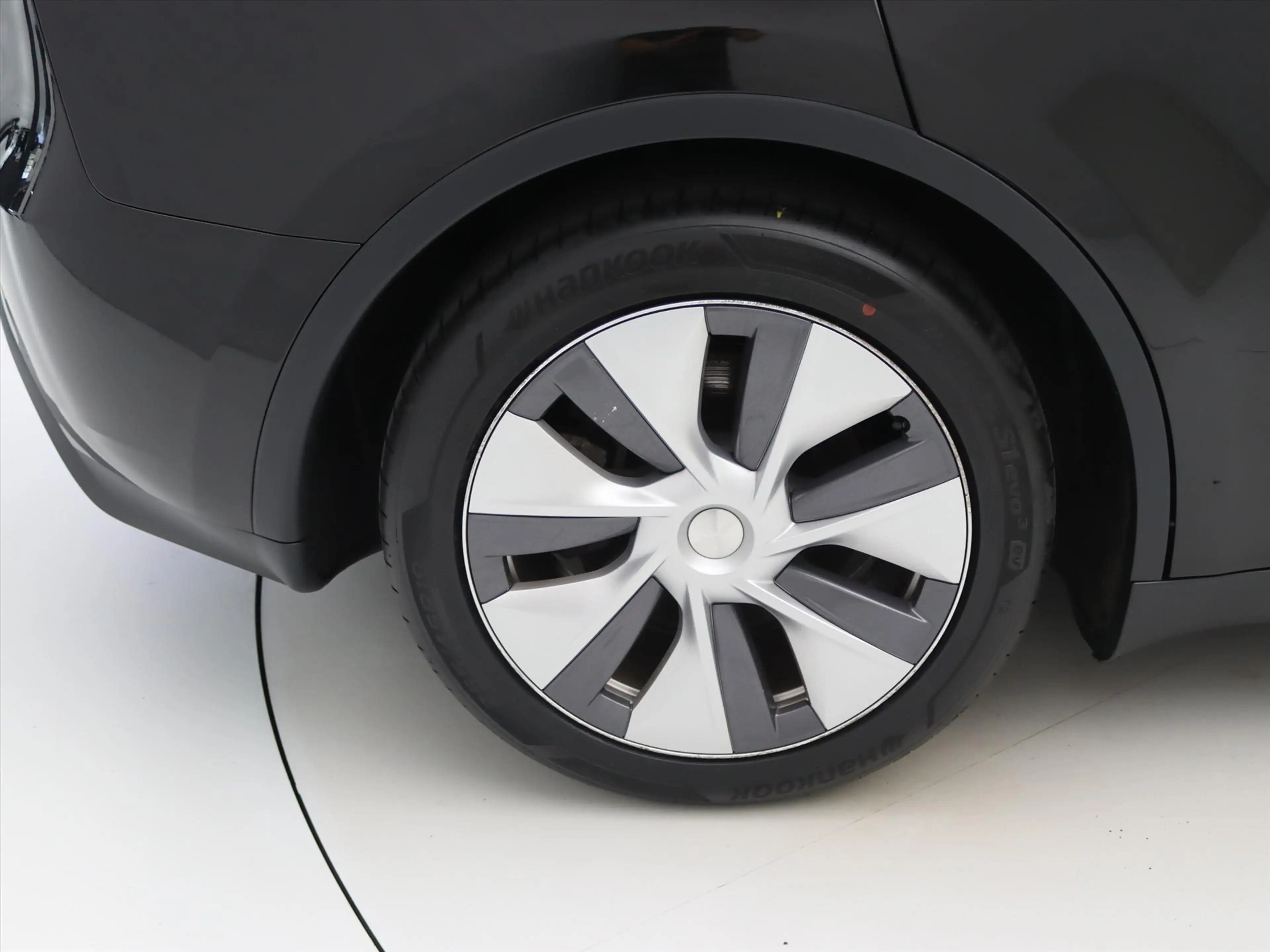 Tesla Model Y Standard RWD Plus 351pk 93,4% SoH [ TREKHAAK+RYZEN — photo 11