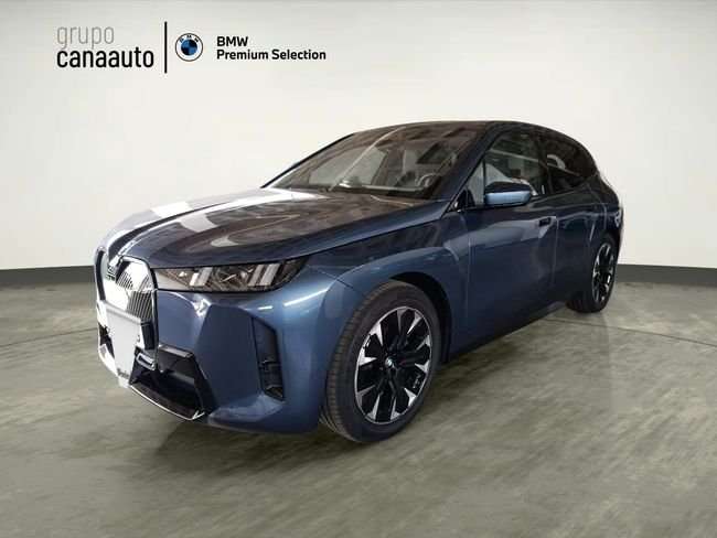 BMW iX xDrive 60 - foto 1