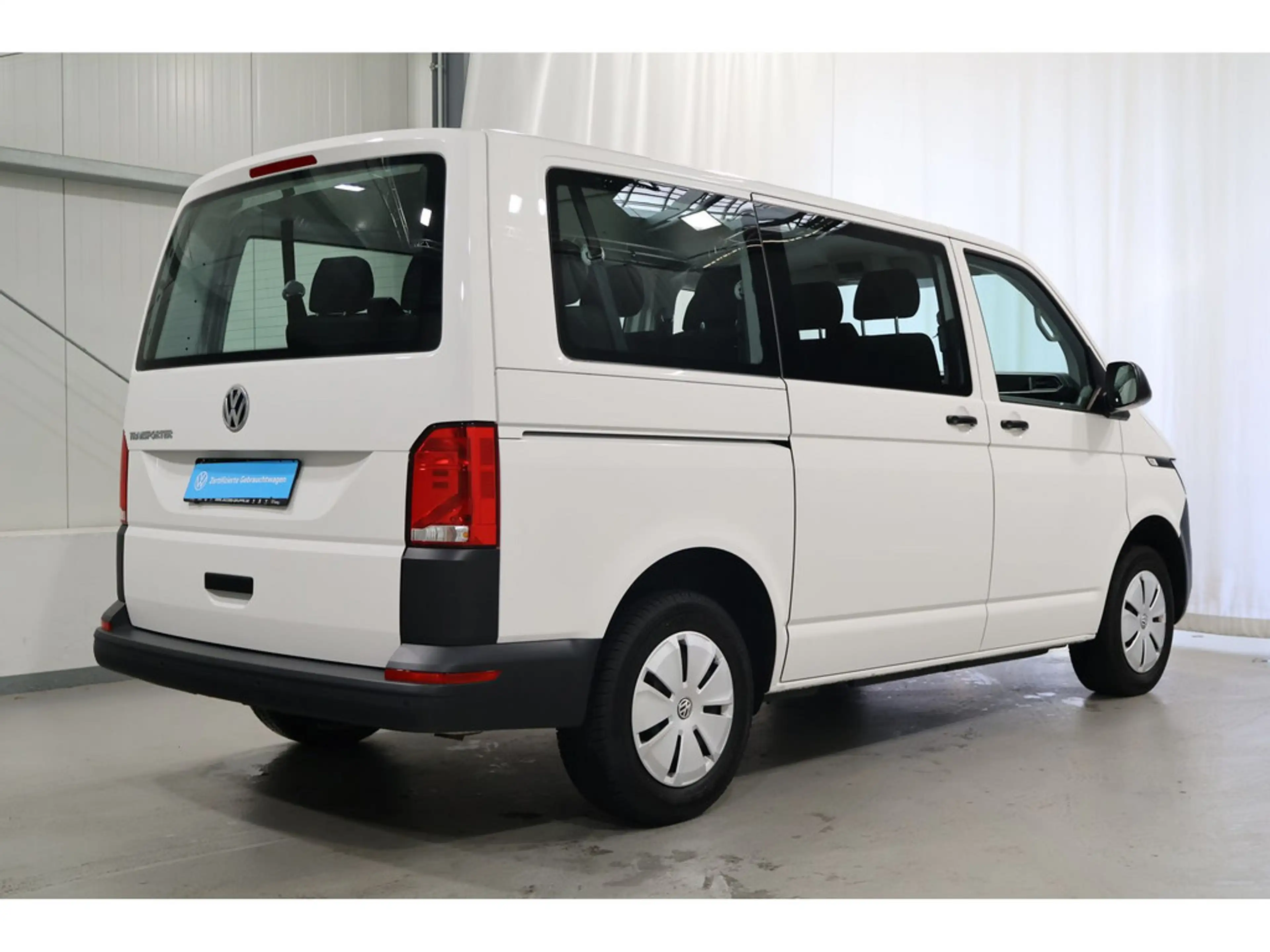 Volkswagen T6.1 Transporter Kombi 9Sitzer*PDC * — photo 5
