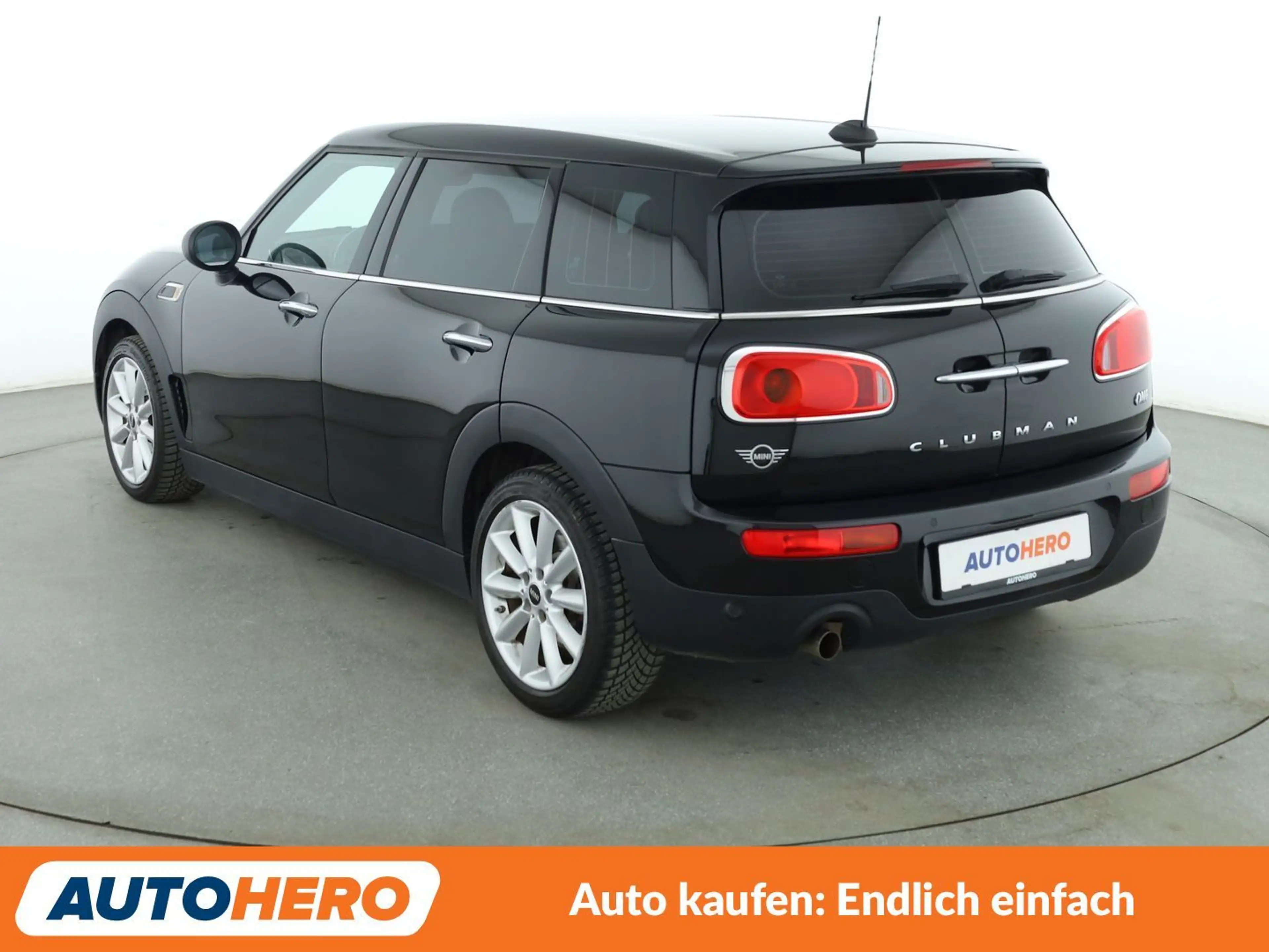 MINI One Clubman One Aut.*TEMPO*PDC*SHZ*KLIMA* — photo 4