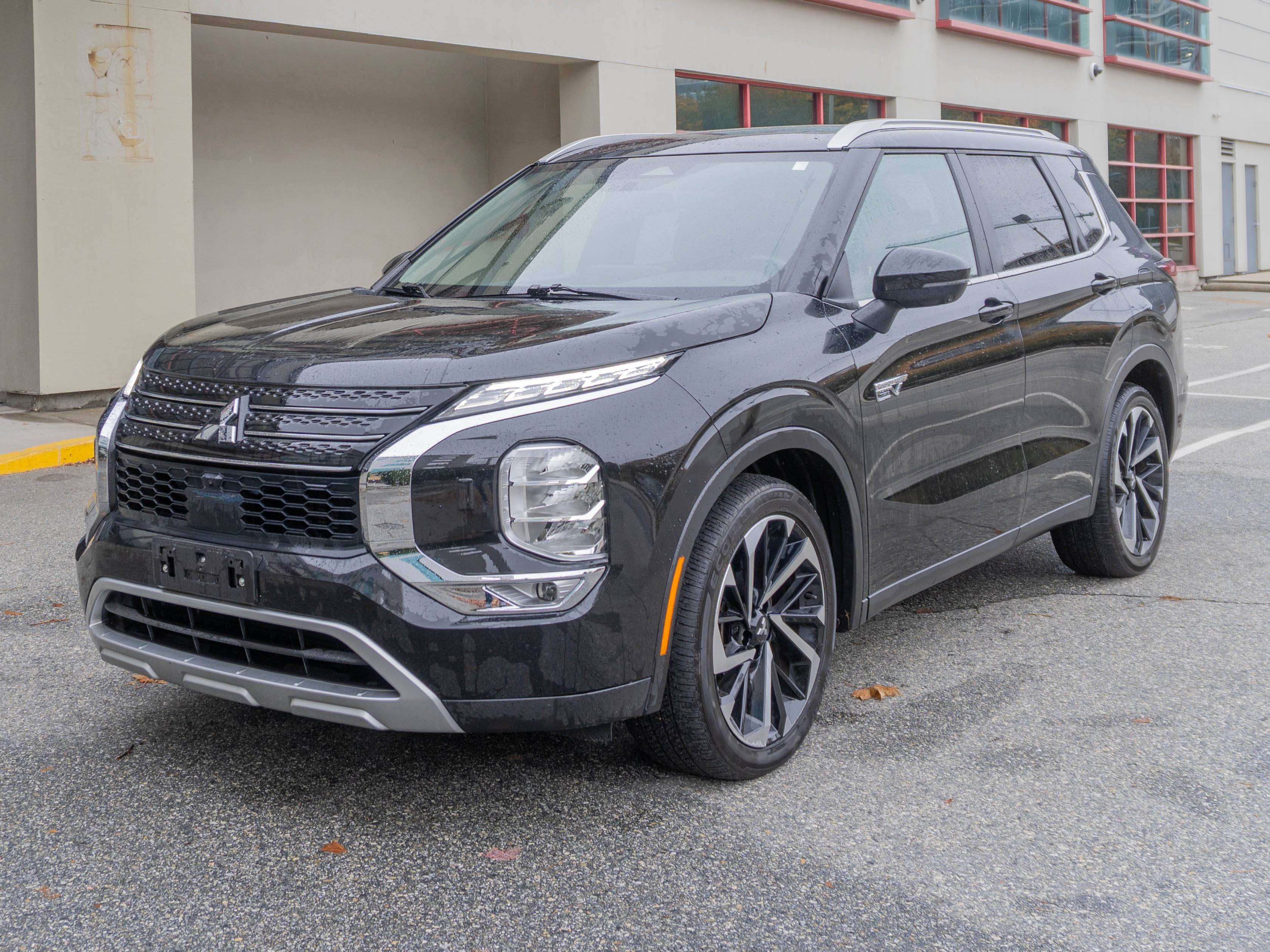 2024 Mitsubishi Outlander PHEV