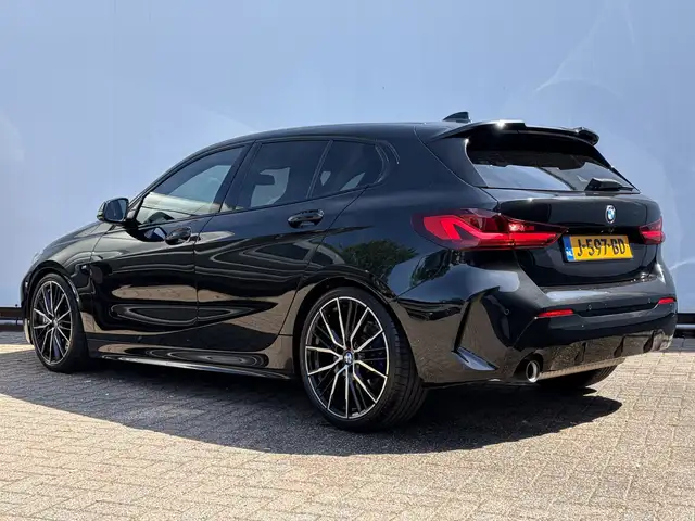 BMW M view 2