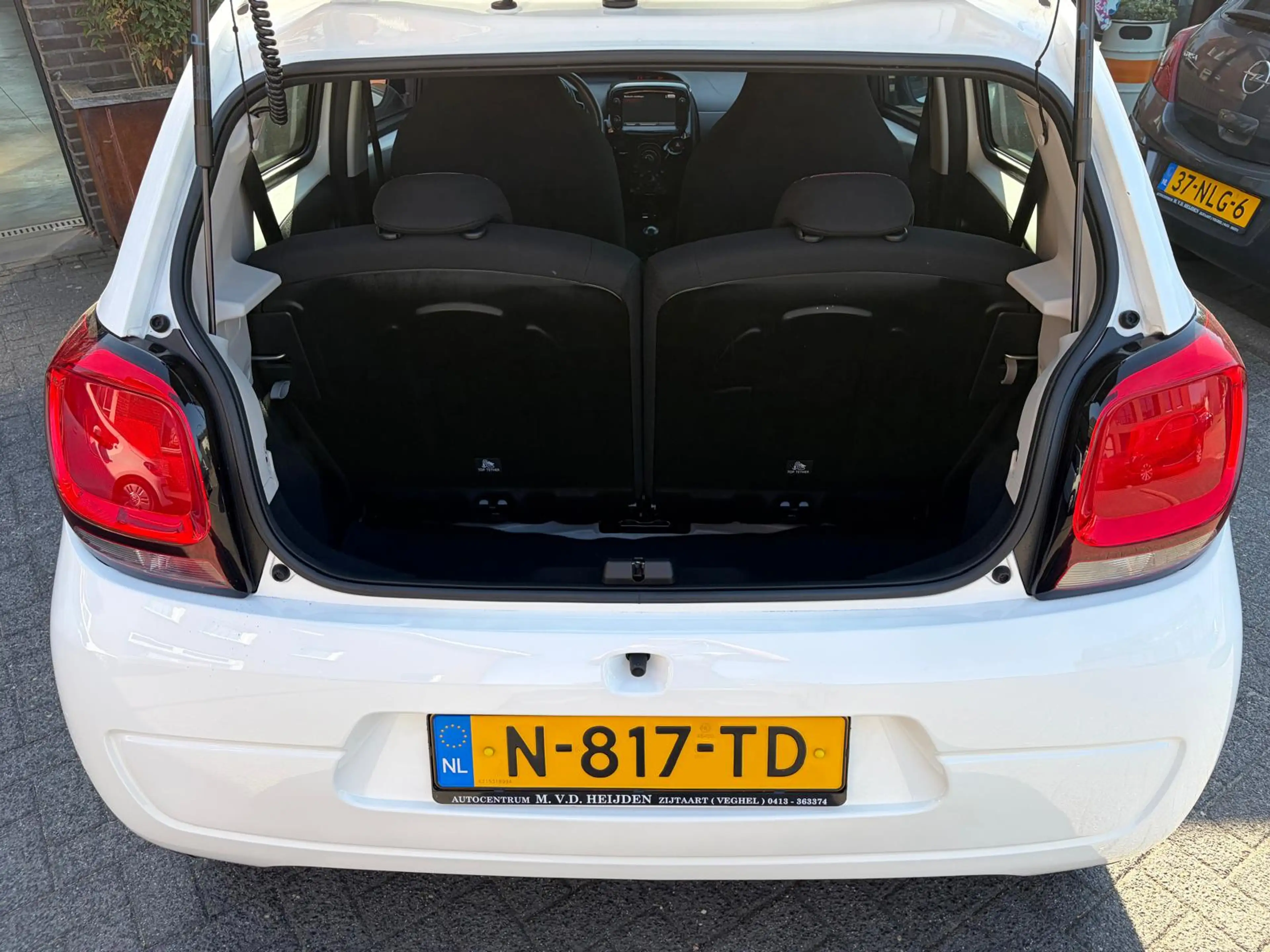 Citroen C1 1.0 VTi Camera Carplay / Android Auto — photo 10