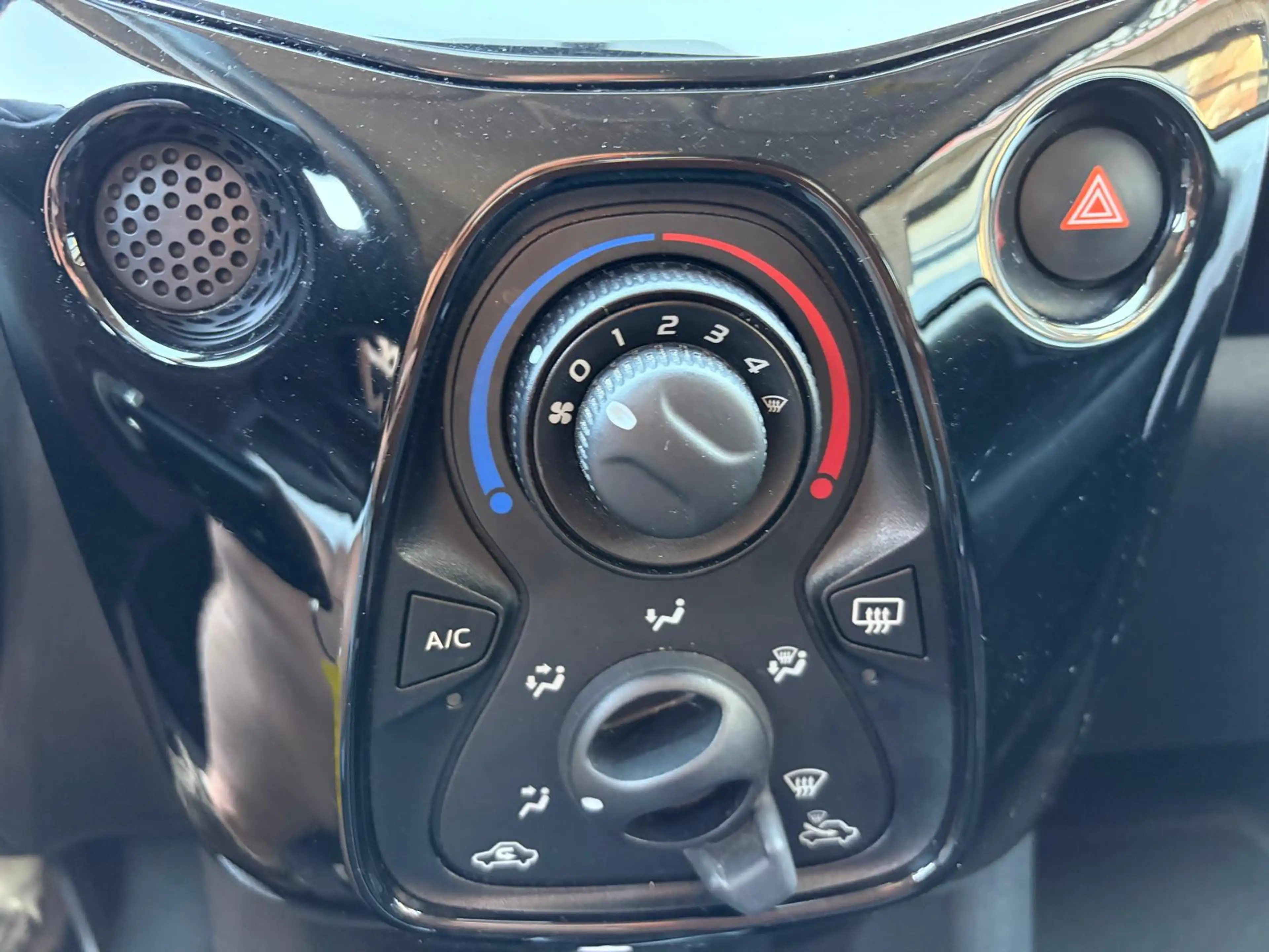 Citroen C1 1.0 VTi Camera Carplay / Android Auto — photo 6