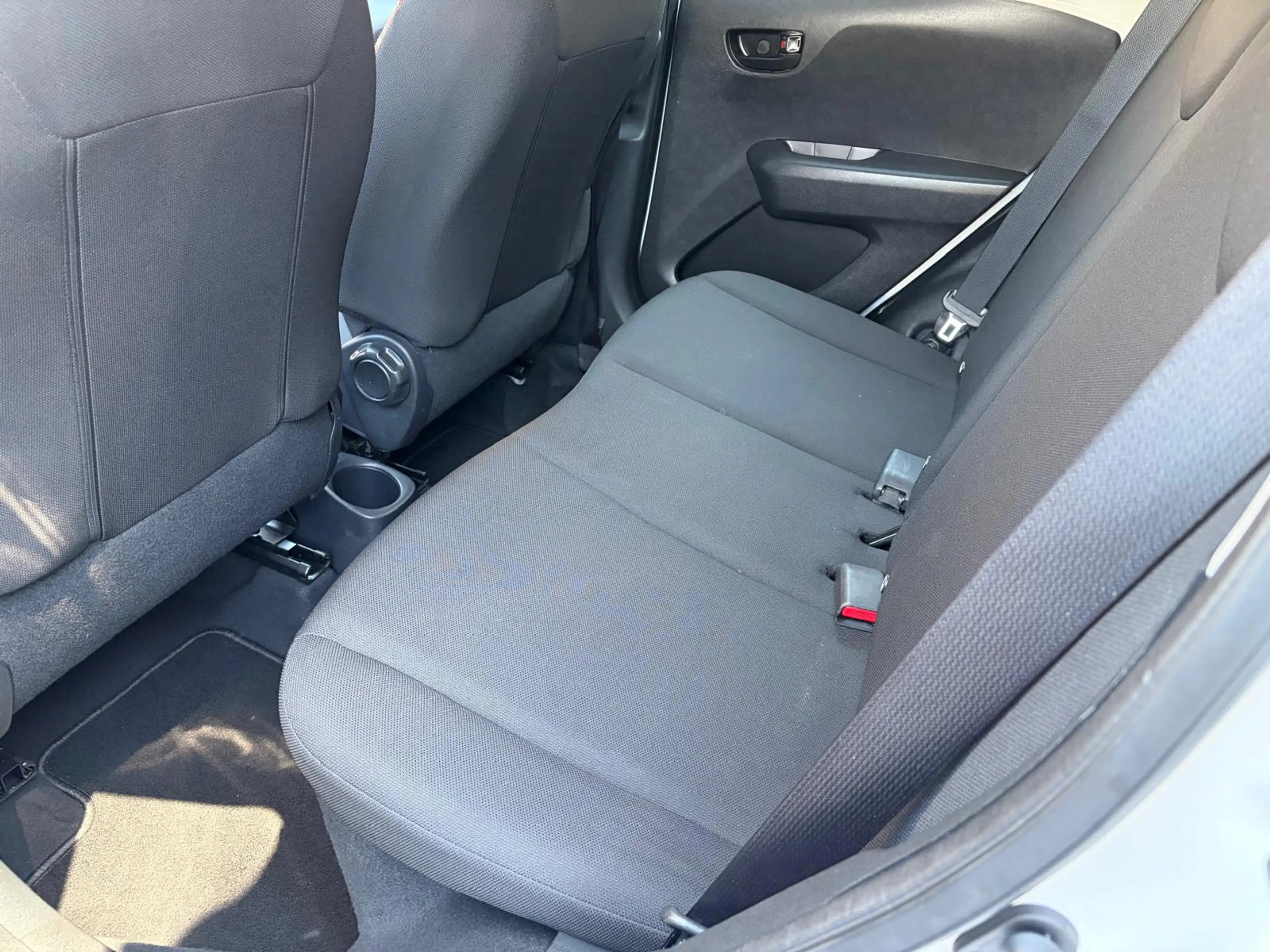 Citroen C1 1.0 VTi Camera Carplay / Android Auto — photo 4