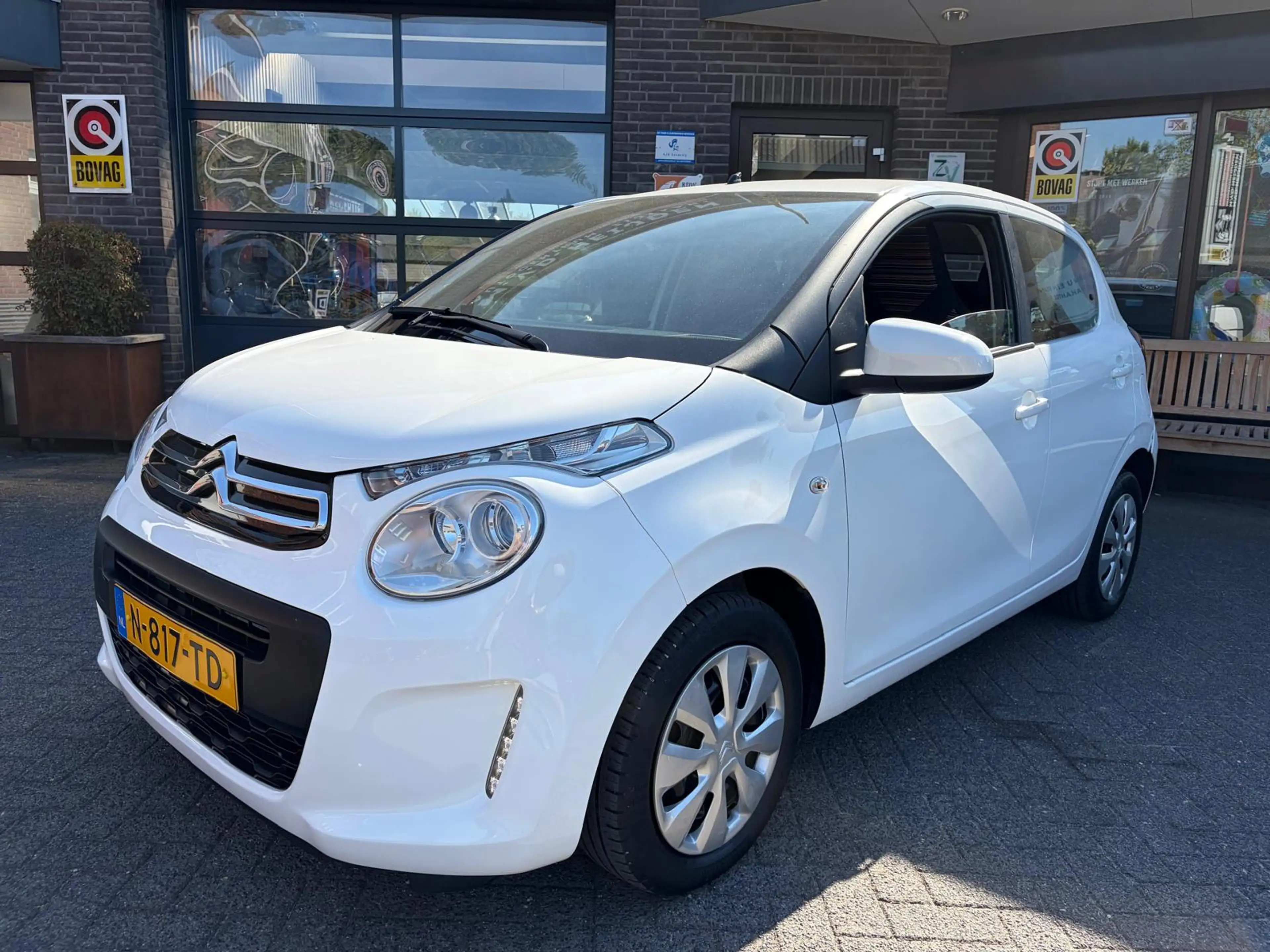 Citroen C1 1.0 VTi Camera Carplay / Android Auto