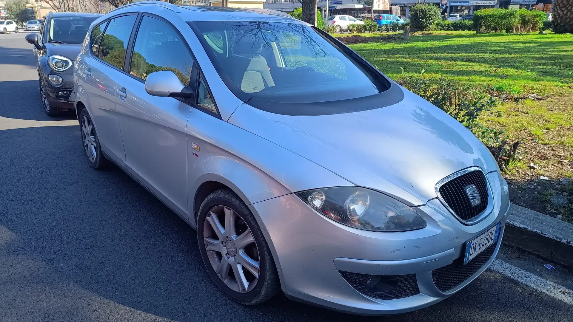 SEAT Altea XL Altea+XL+2.0+tdi+Style+(stylance) Argento - 2