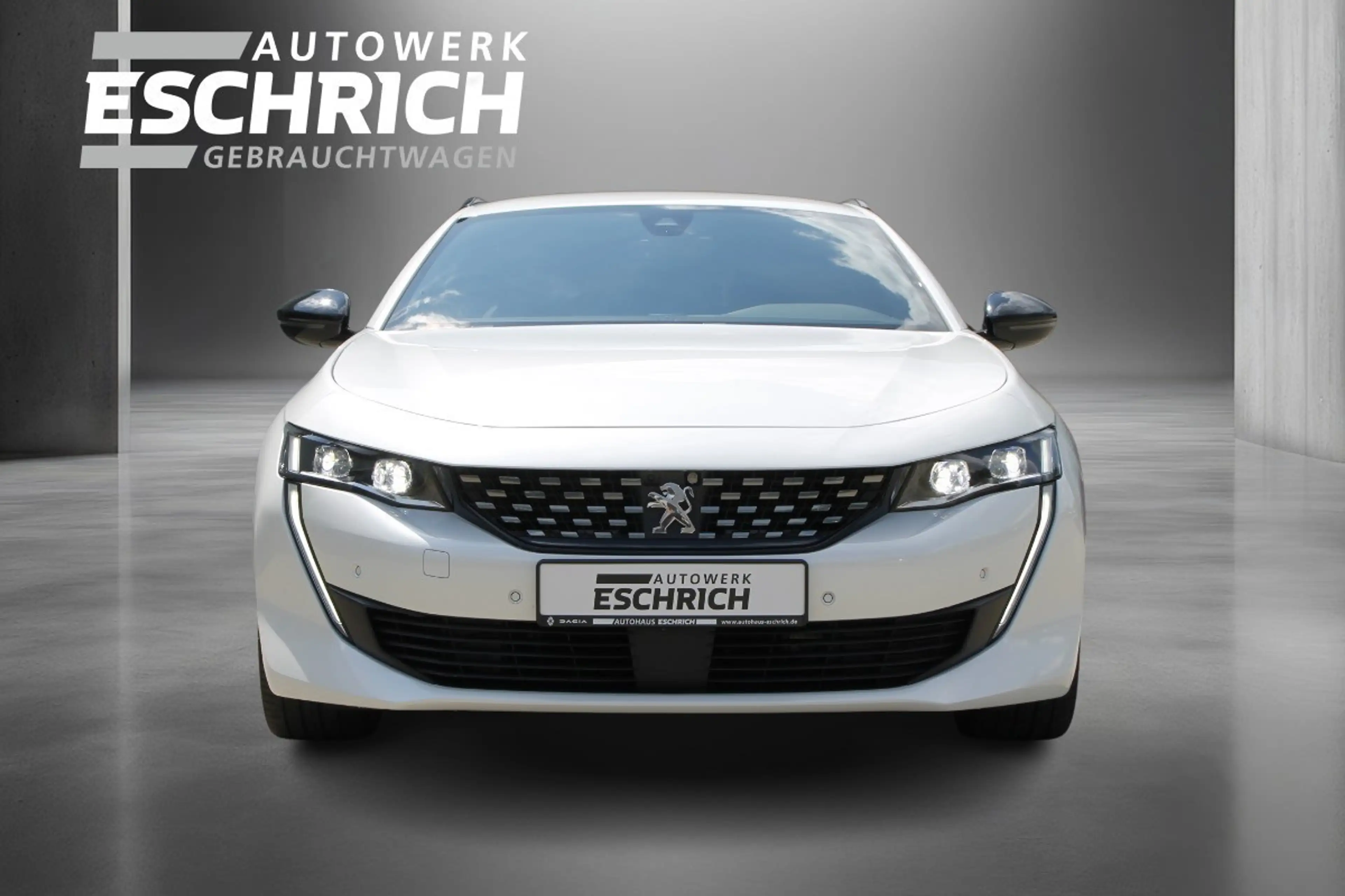 Peugeot 508 Hybrid 225 — photo 2