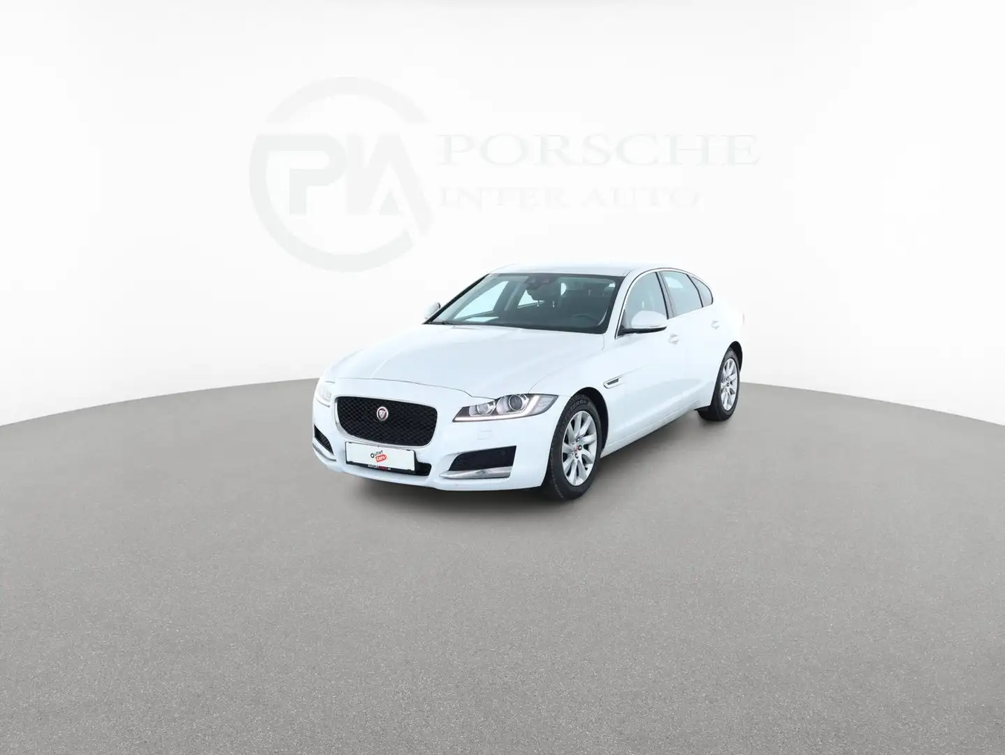 Jaguar XF 20d Prestige Weiß - 1