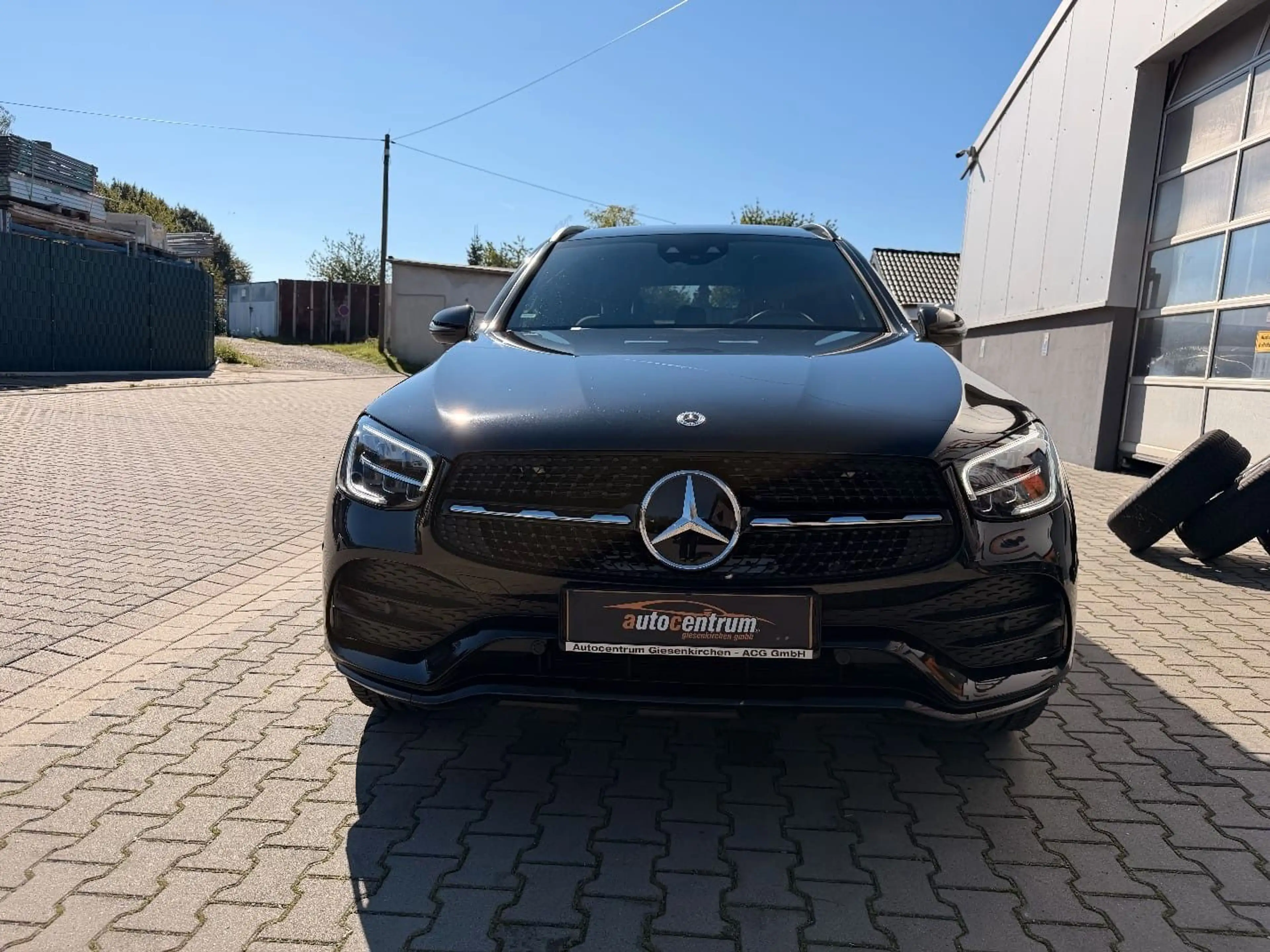 Mercedes-Benz GLC 300 d 9G 4M AMG Plus*Night*Pano*ACC+*Memo*20" — photo 2