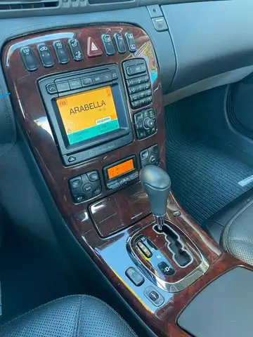 Mercedes-Benz CL view 9
