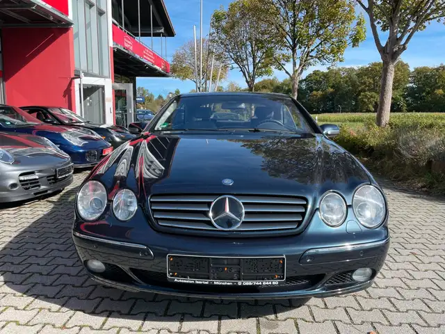 Mercedes-Benz CL view 3