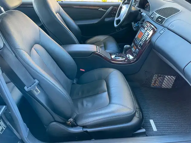 Mercedes-Benz CL view 12