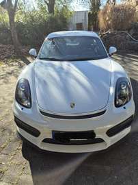 Cayman GT4