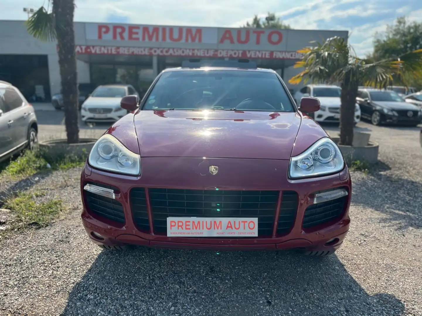 Porsche Cayenne GTS 405ch Rouge - 1