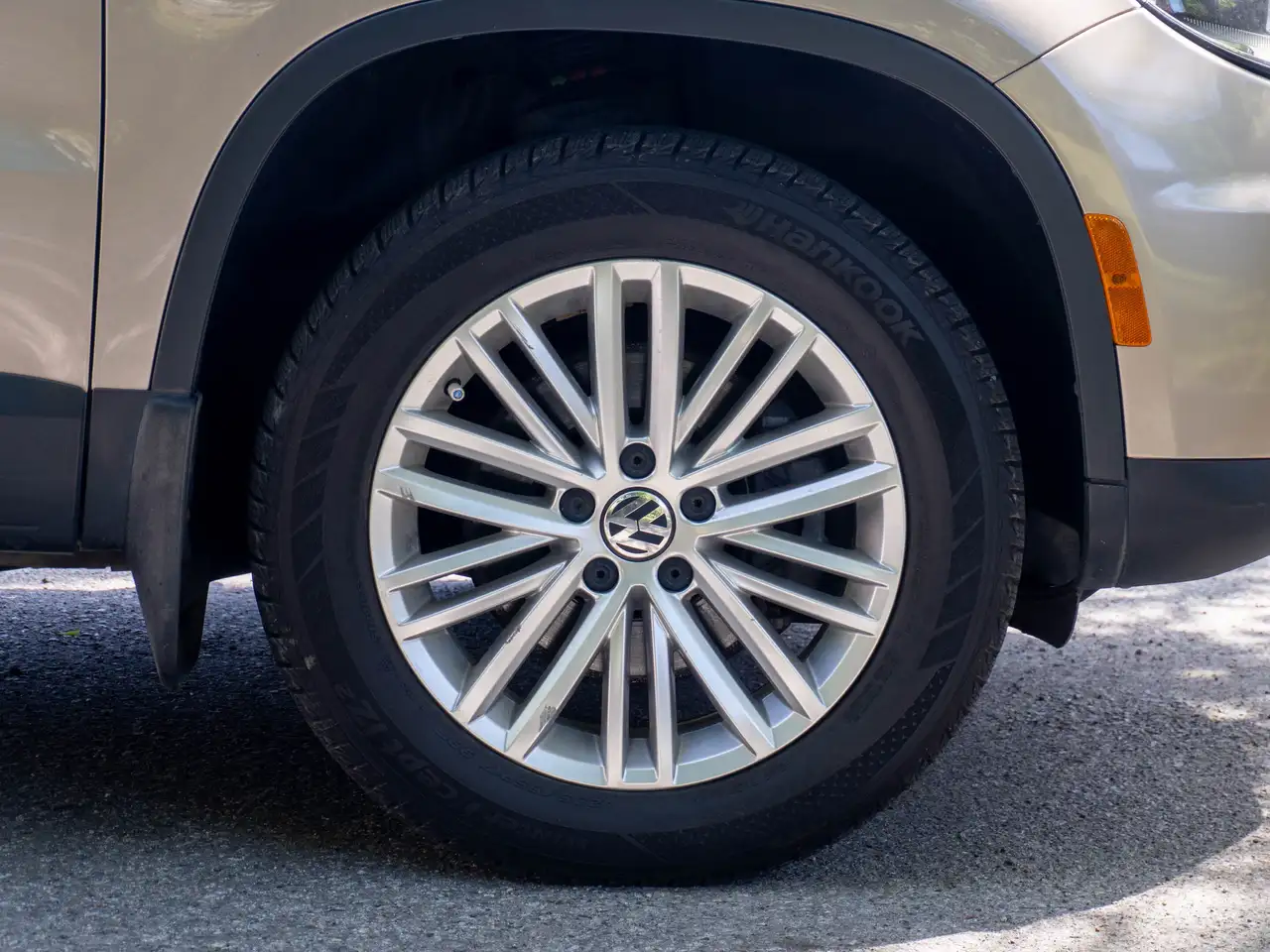 Volkswagen Tiguan снимка Volkswagen Tiguan