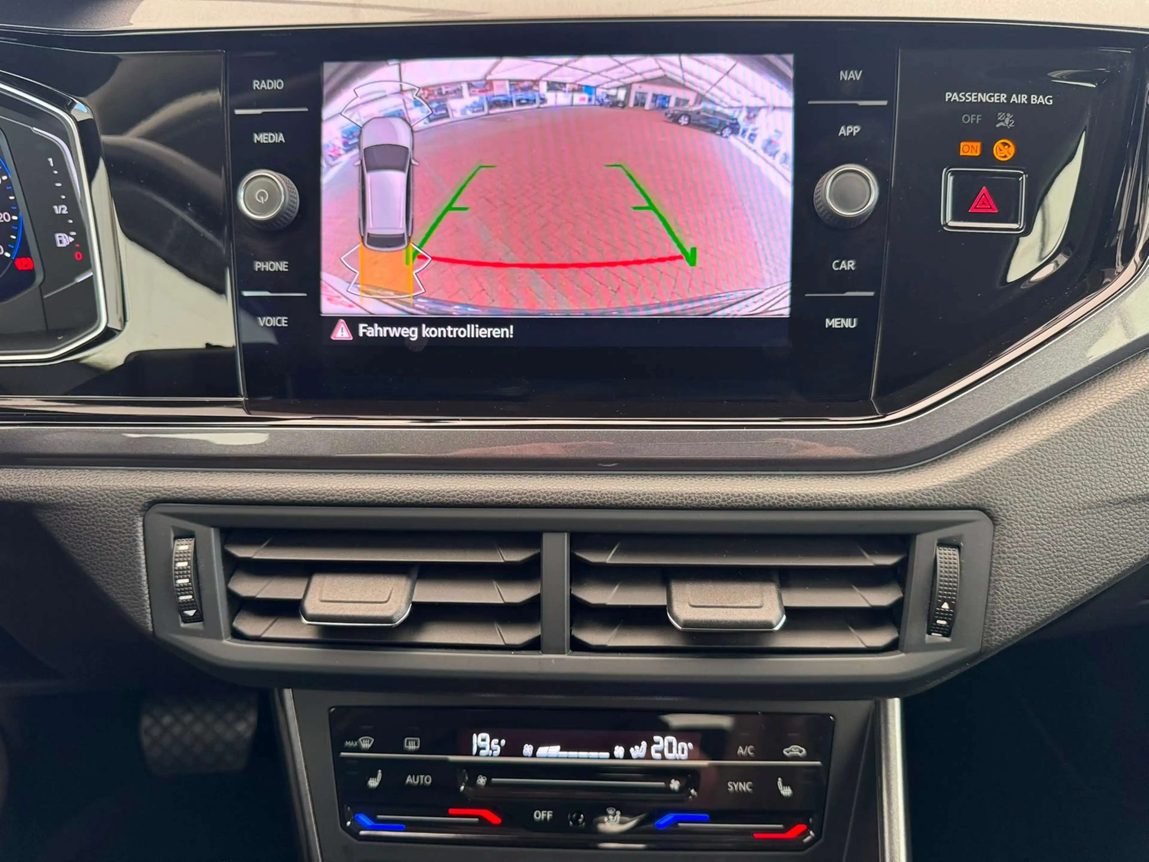 Volkswagen Taigo Style 1.0TSI DSG+KAMERA+ACC+MATRIX-LED+SHZ — photo 3