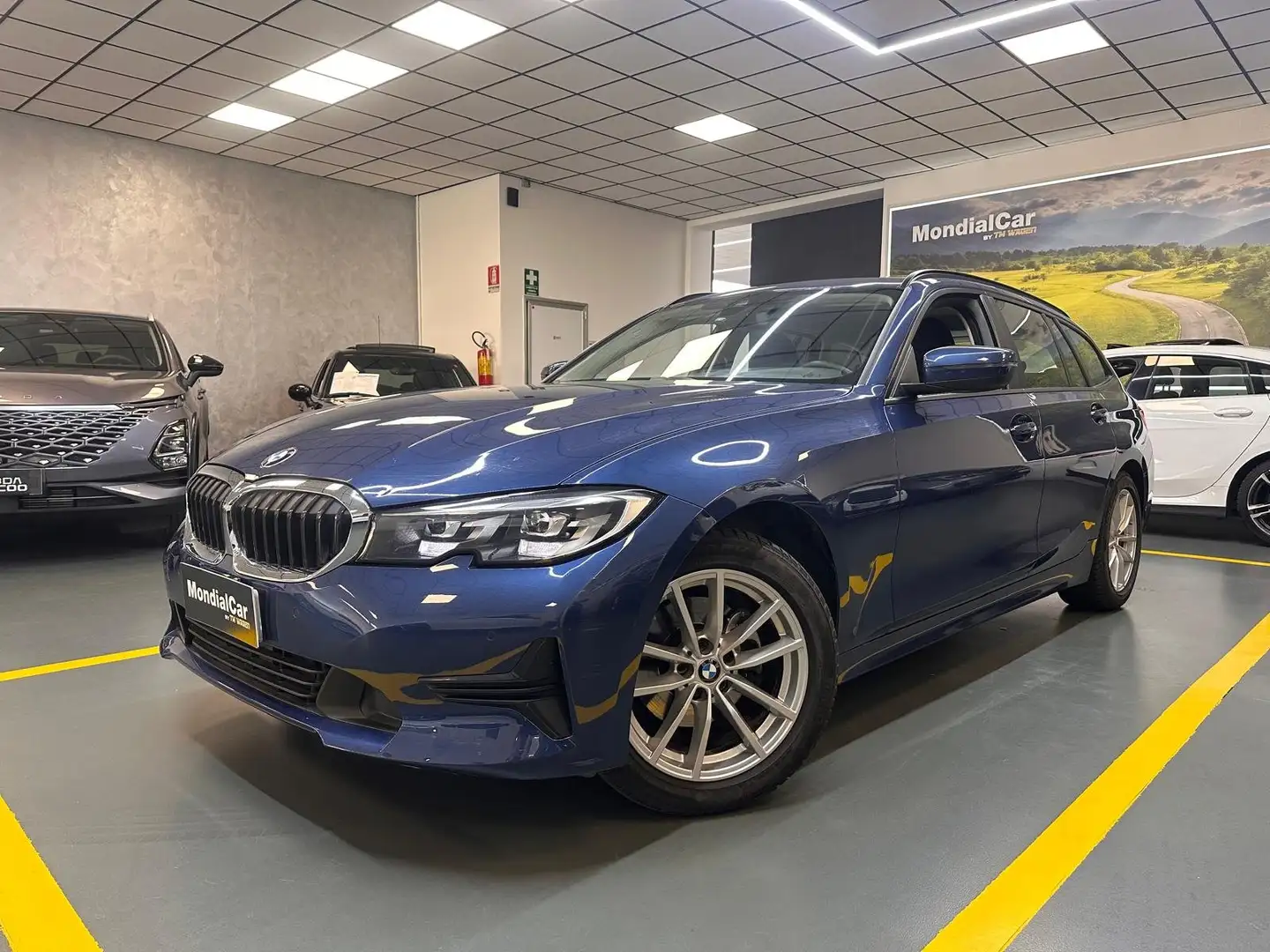 BMW 320 i Touring Business auto * IVA ESPOSTA * Blu/Azzurro - 1