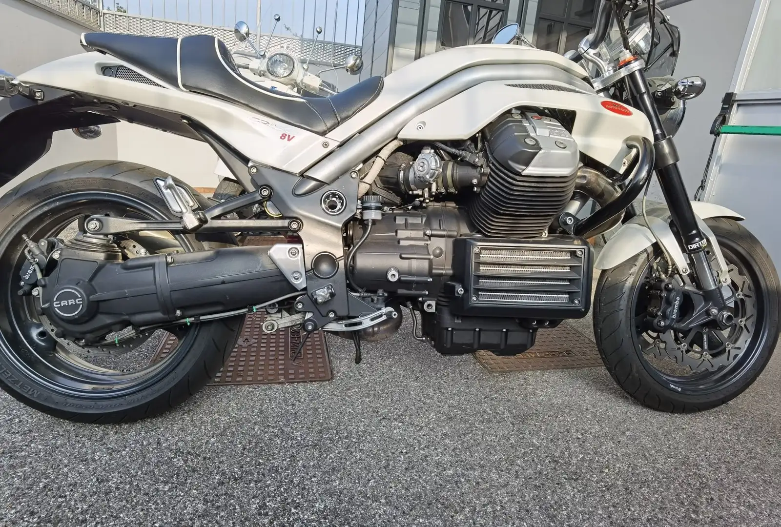 Moto Guzzi Griso 1200 8V Bianco - 2