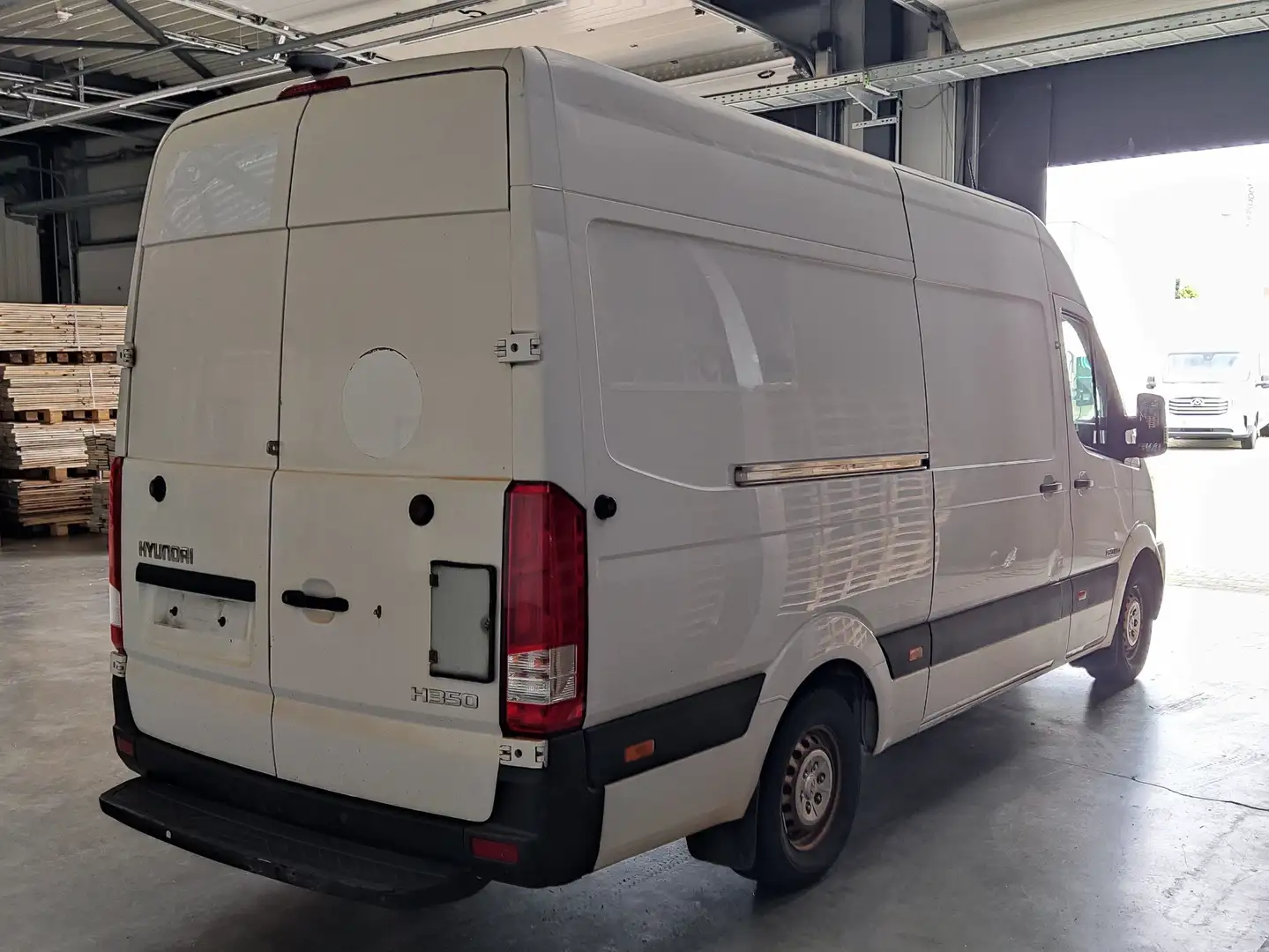 Hyundai H 350 H350 Cargo L3H2 EU6 S Weiß - 1