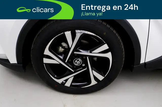 Toyota C-HR view 11
