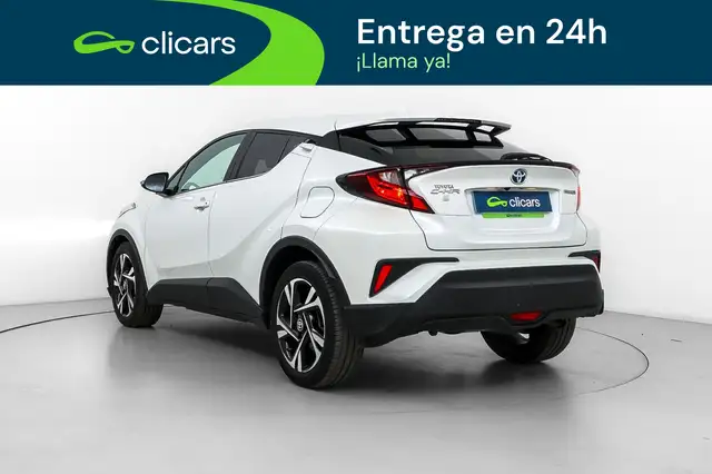 Toyota C-HR view 9