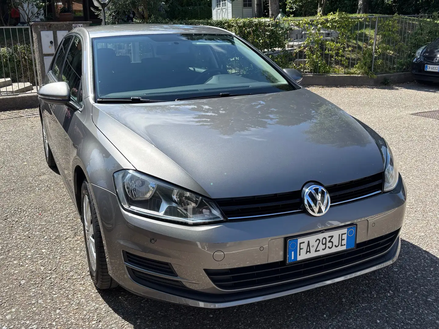 Volkswagen Golf Golf VII 2015 5p 1.2 tsi Trendline 85cv E6 Grigio - 2