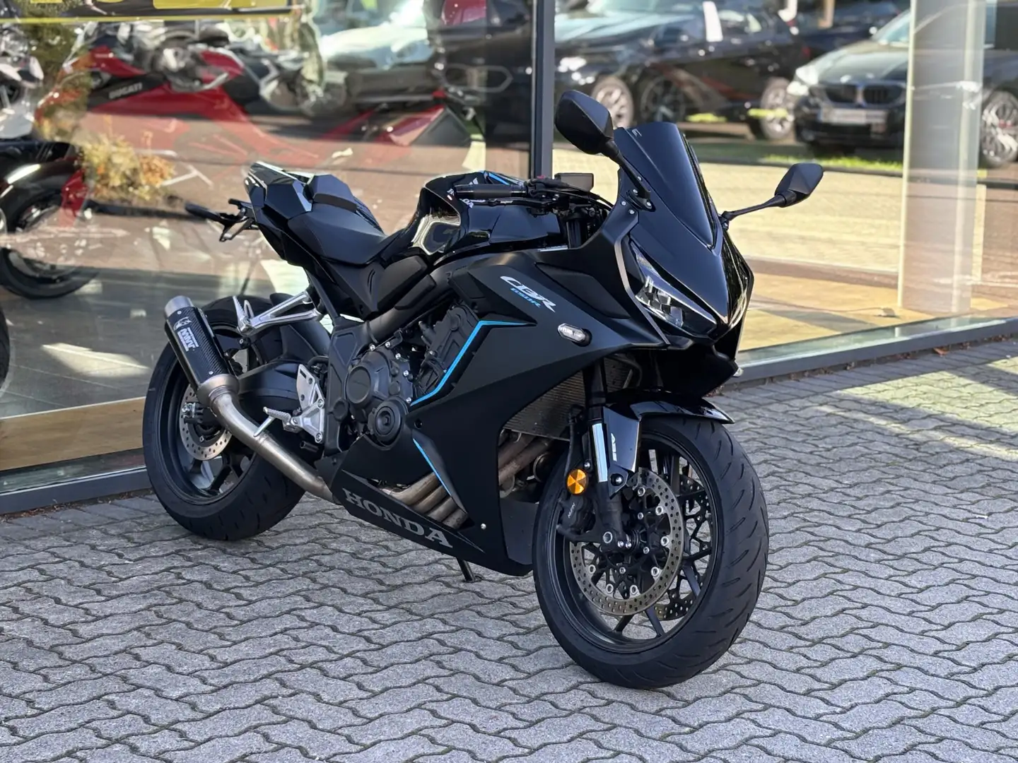 Honda CBR 650 CBR650R Zwart - 1