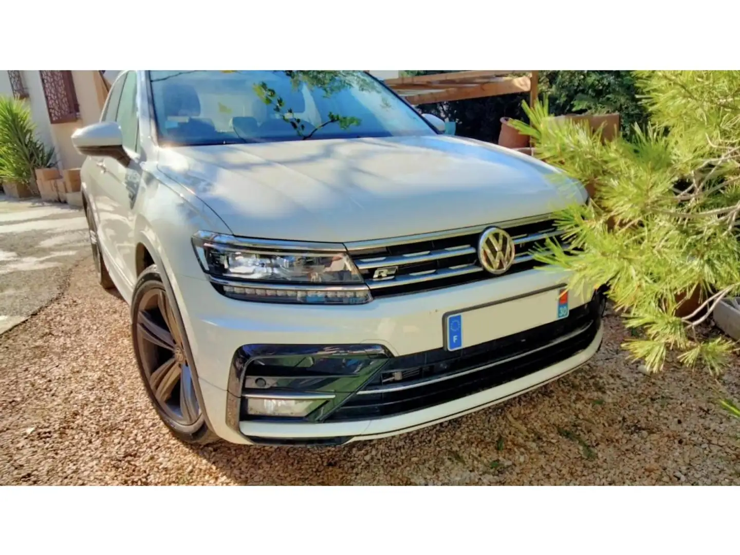 Volkswagen Tiguan Tiguan 2.0 16V TDI BlueMotion - 150 - BV DSG 7 2016 Carat PHASE 1 Weiß - 2