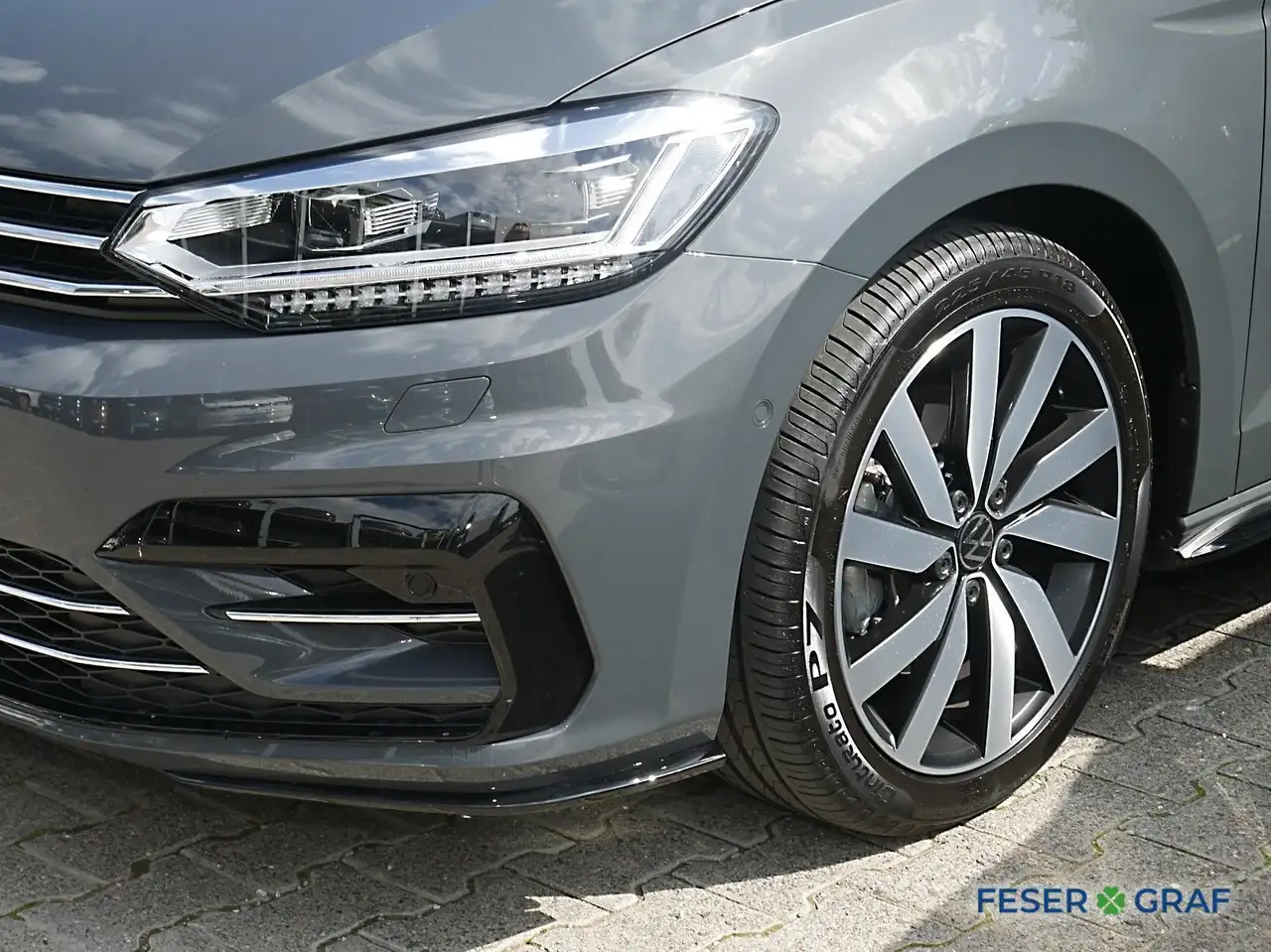 Volkswagen Touran 2.0 TDI R-Line DSG 7Si AHK LED Navi 18", миниатюра 13