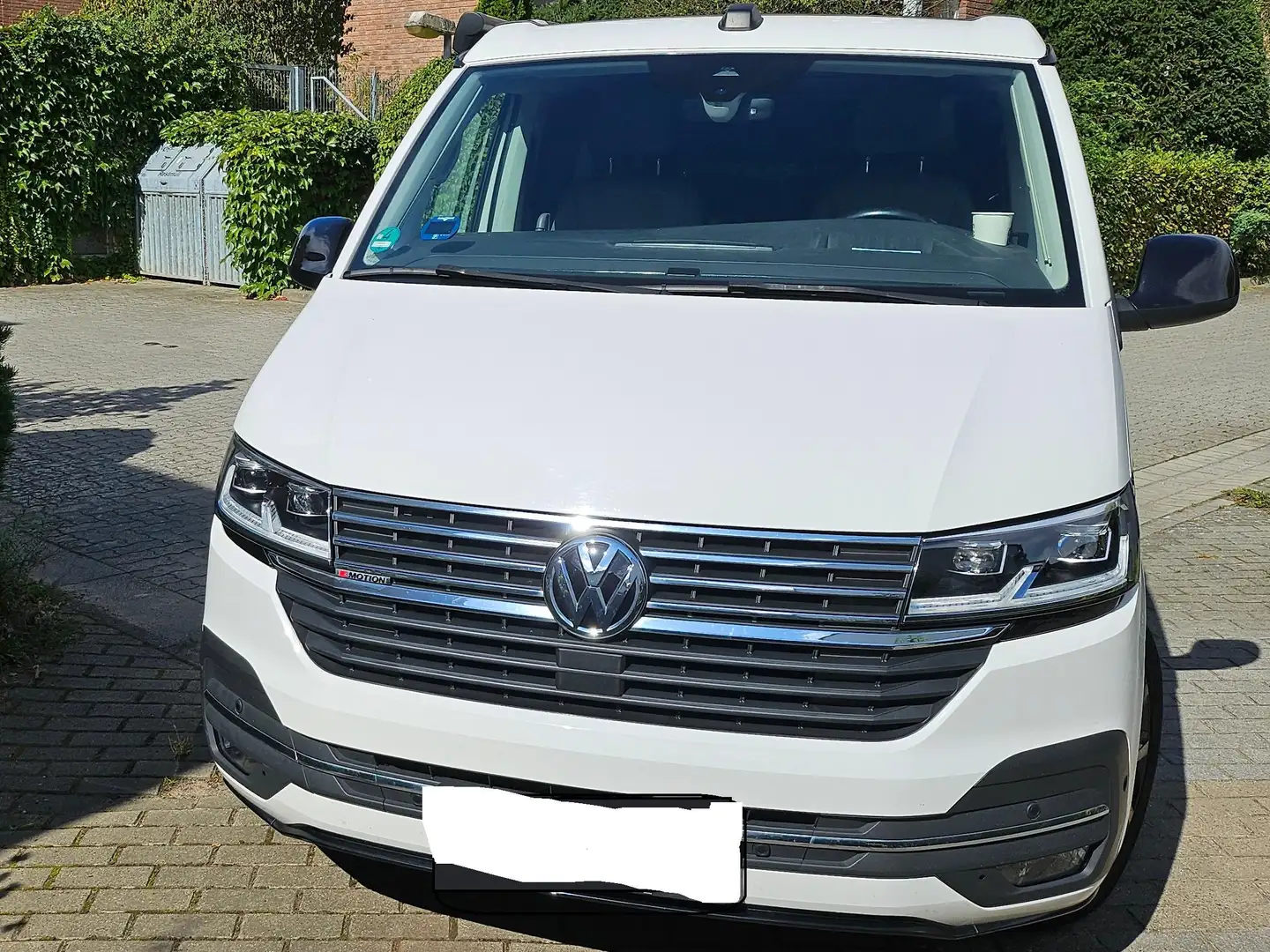 Volkswagen T6.1 California Ocean Weiß - 1