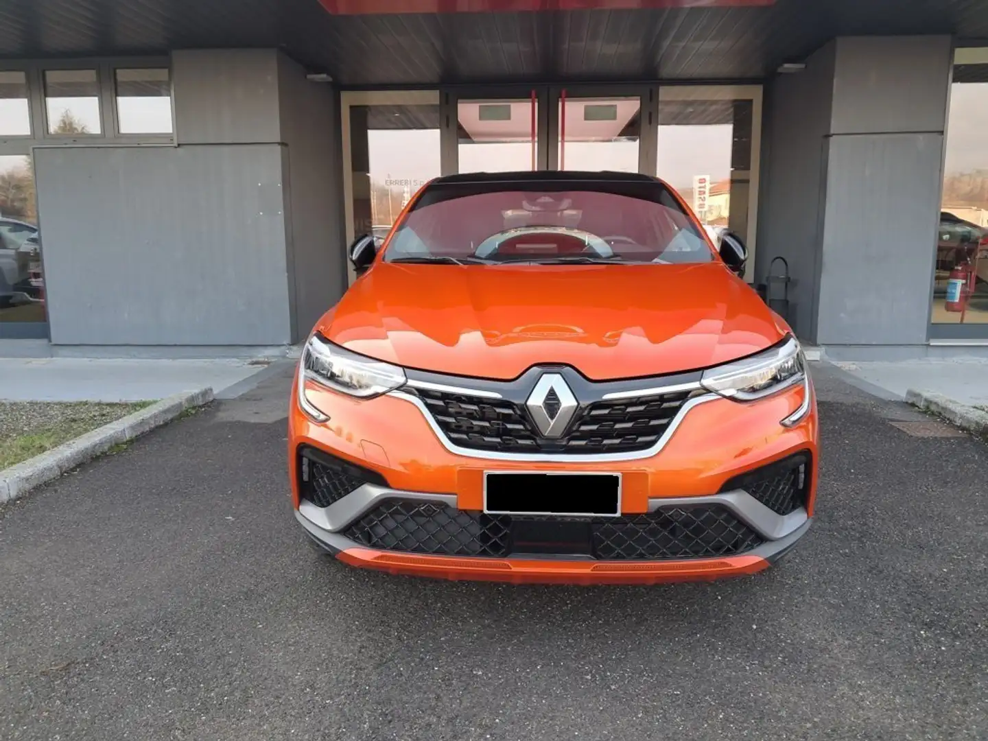 Renault Arkana Arkana 1.6 E-Tech hybrid R.S. Line 145cv - GE622 Arancione - 2