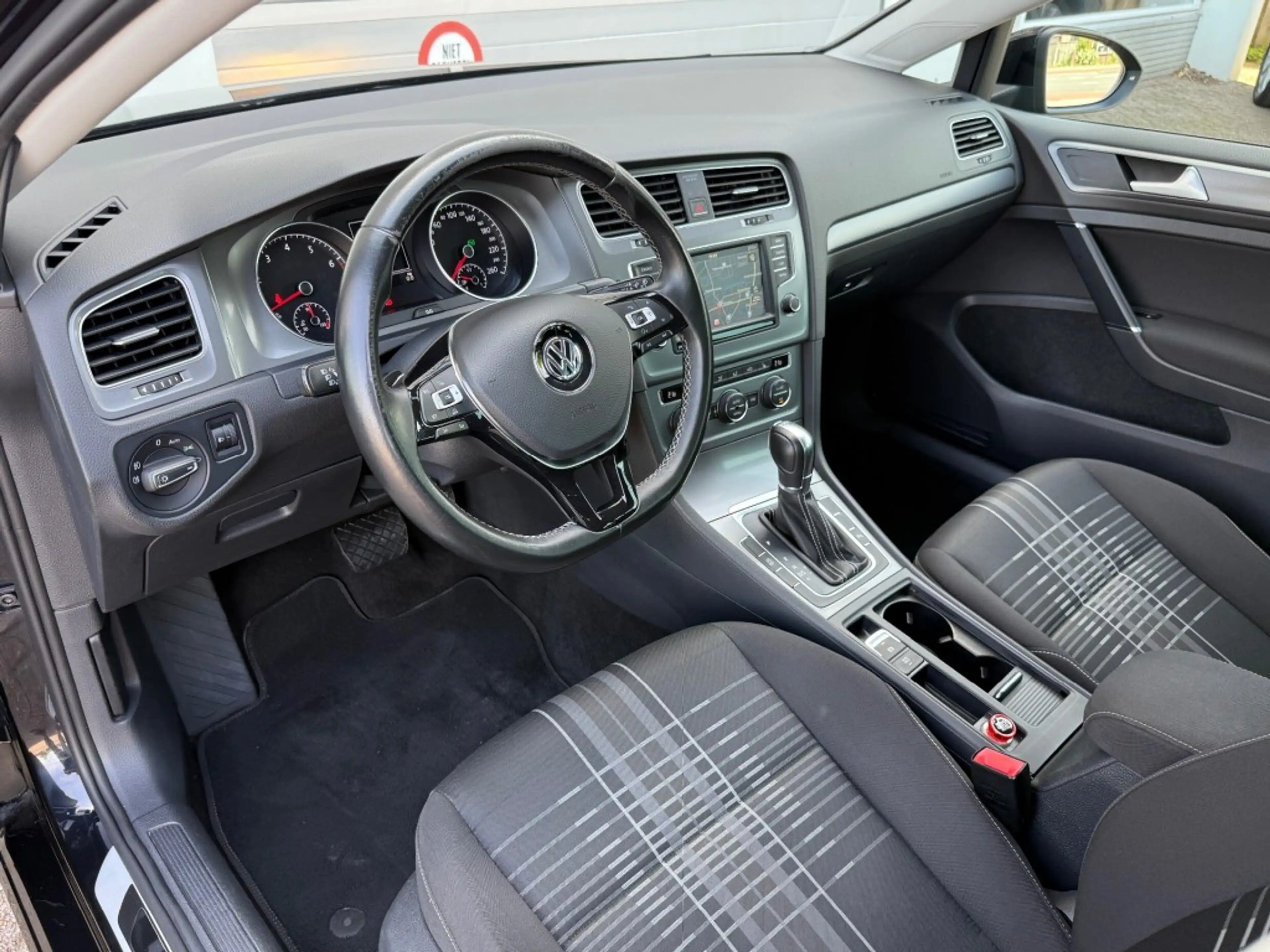 Volkswagen Golf Variant 1.2 TSI 110PK Lounge Aut. Navi Pdc Stoelverw Trekh — photo 8