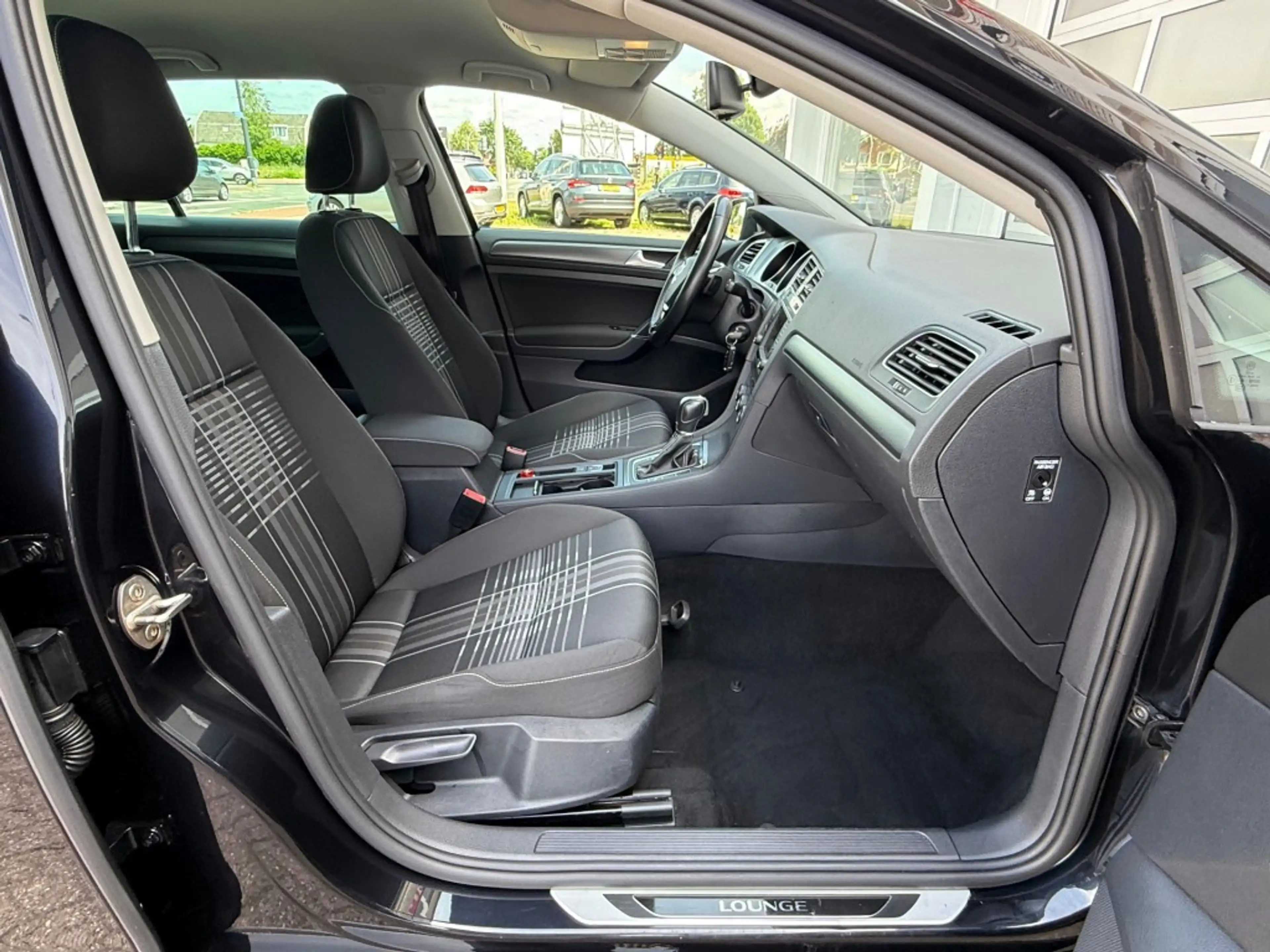 Volkswagen Golf Variant 1.2 TSI 110PK Lounge Aut. Navi Pdc Stoelverw Trekh — photo 10