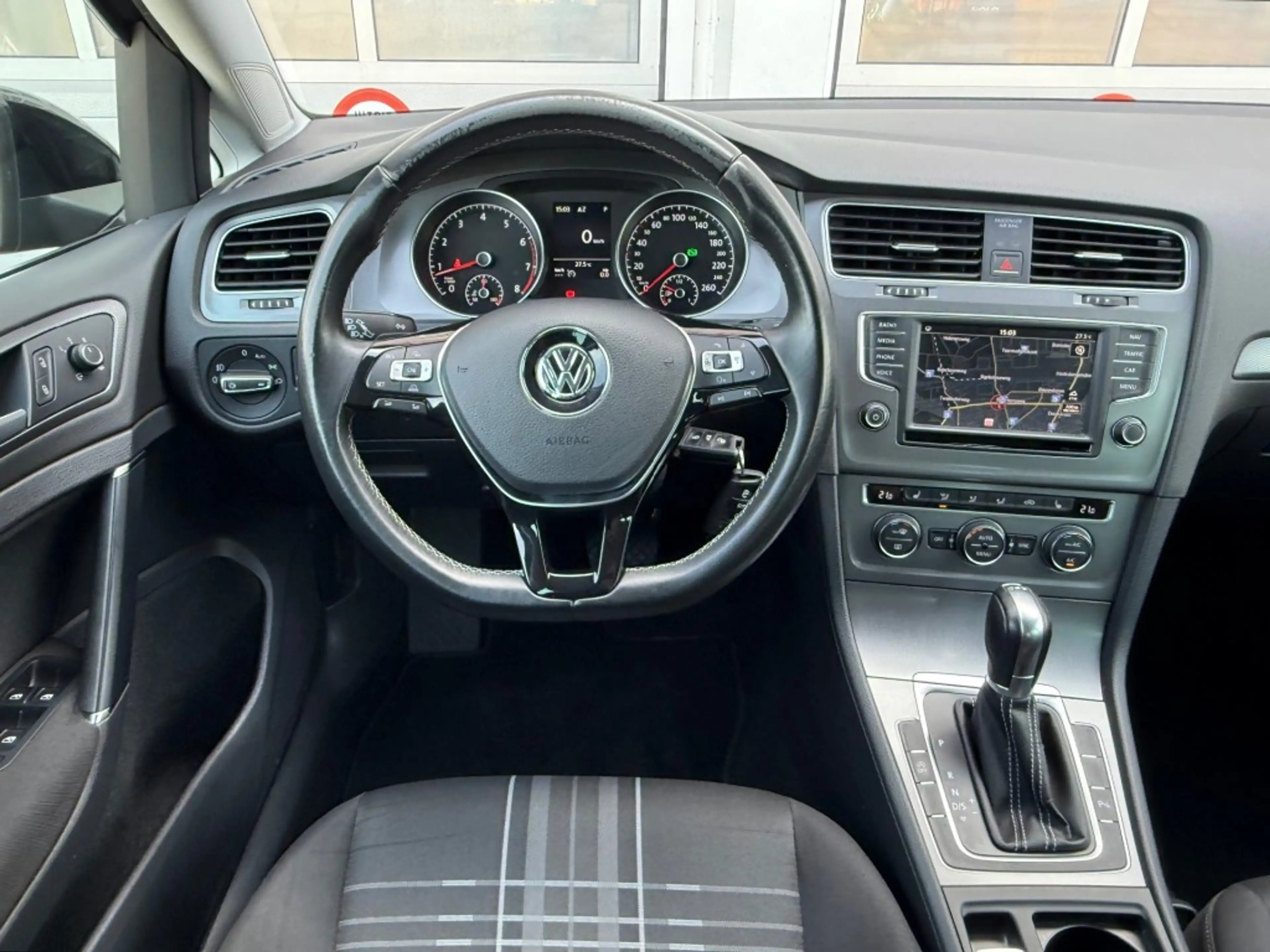Volkswagen Golf Variant 1.2 TSI 110PK Lounge Aut. Navi Pdc Stoelverw Trekh — photo 2